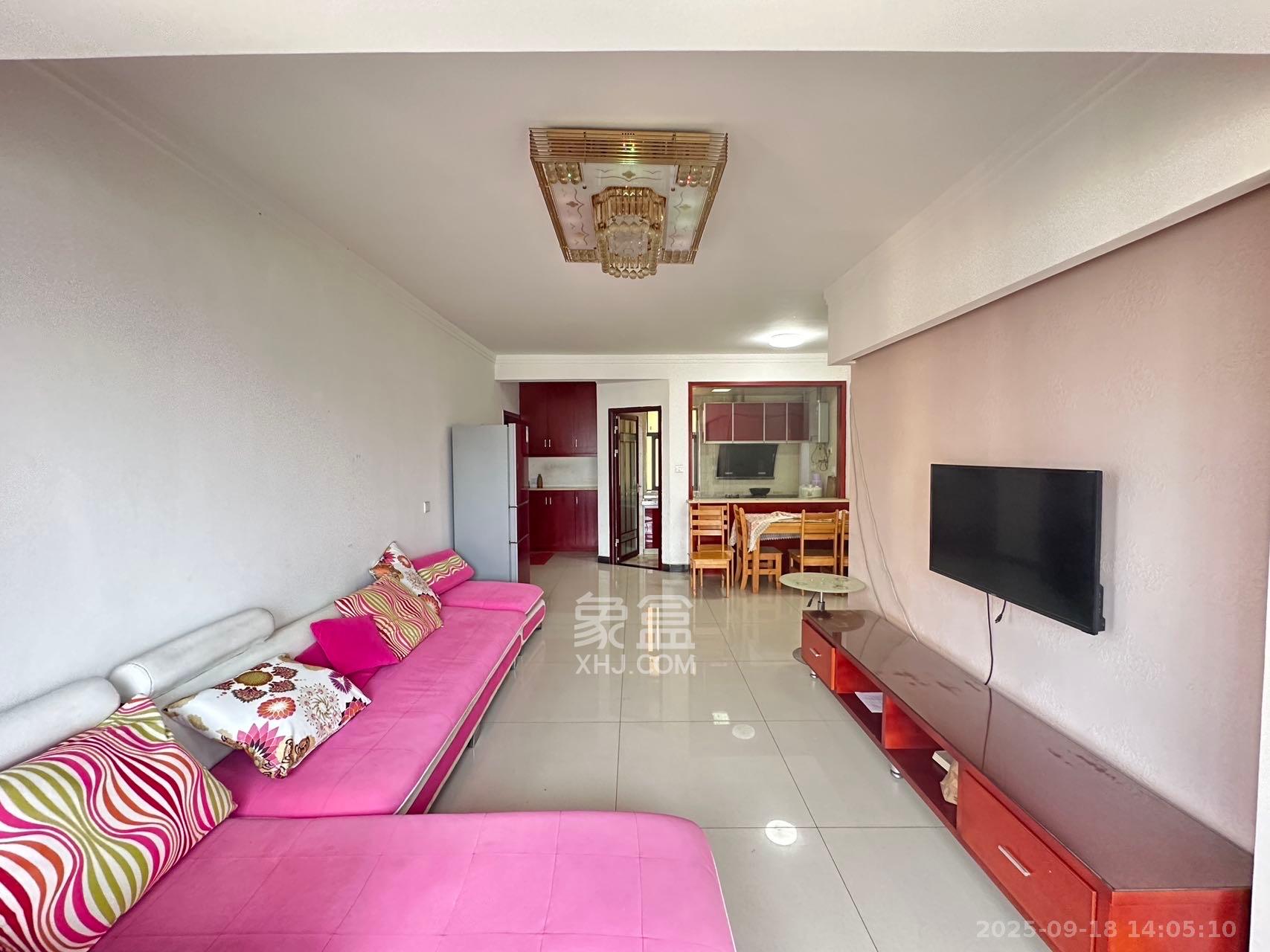 香樟兰亭(朗峰苑) 3室2厅1卫 2400.0元/月 香樟兰亭(朗峰苑) 3室2厅1卫 2400.0元/月室内图