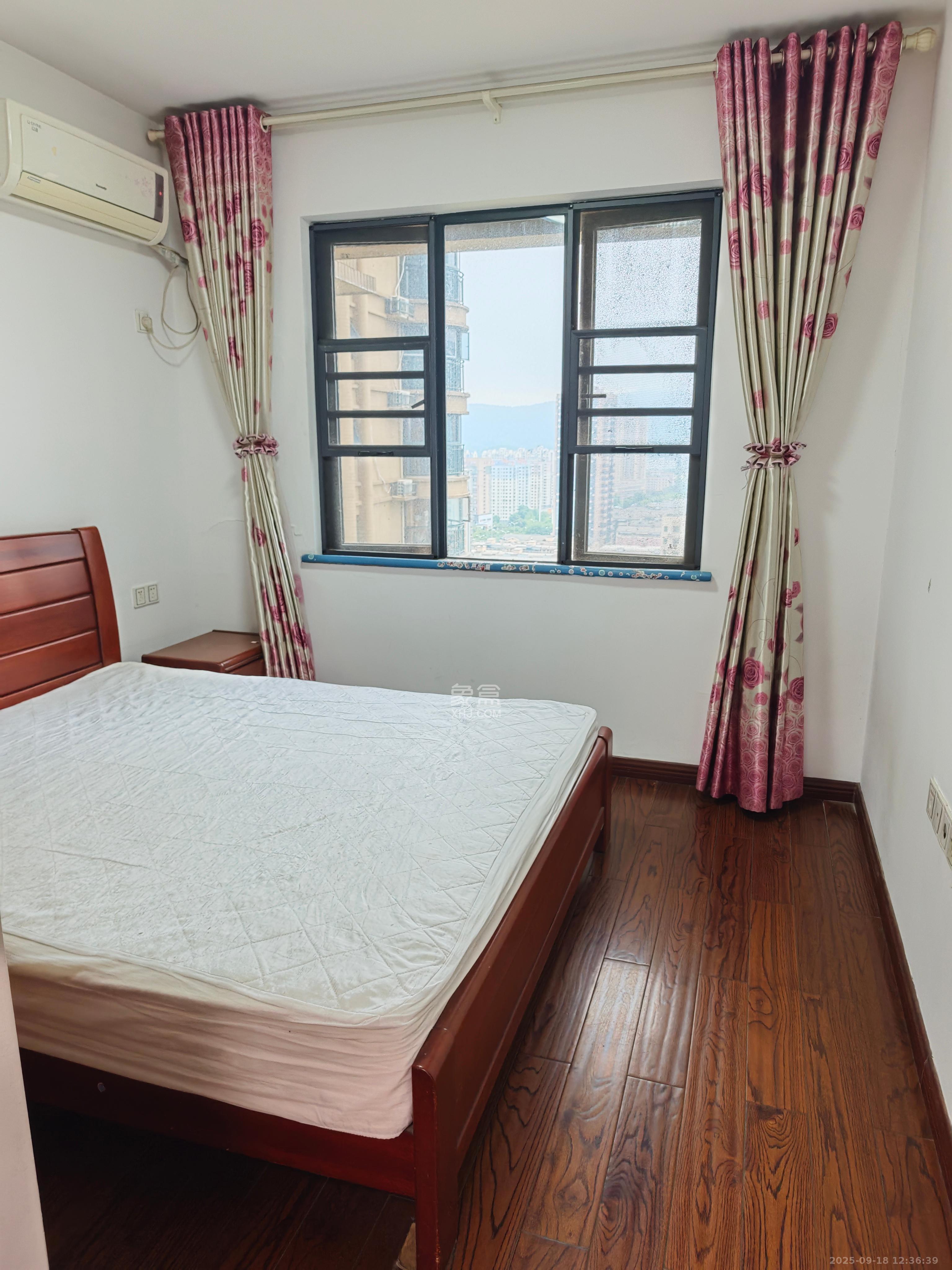 永祺西京  4室2厅2卫    4200.0元/月室内图