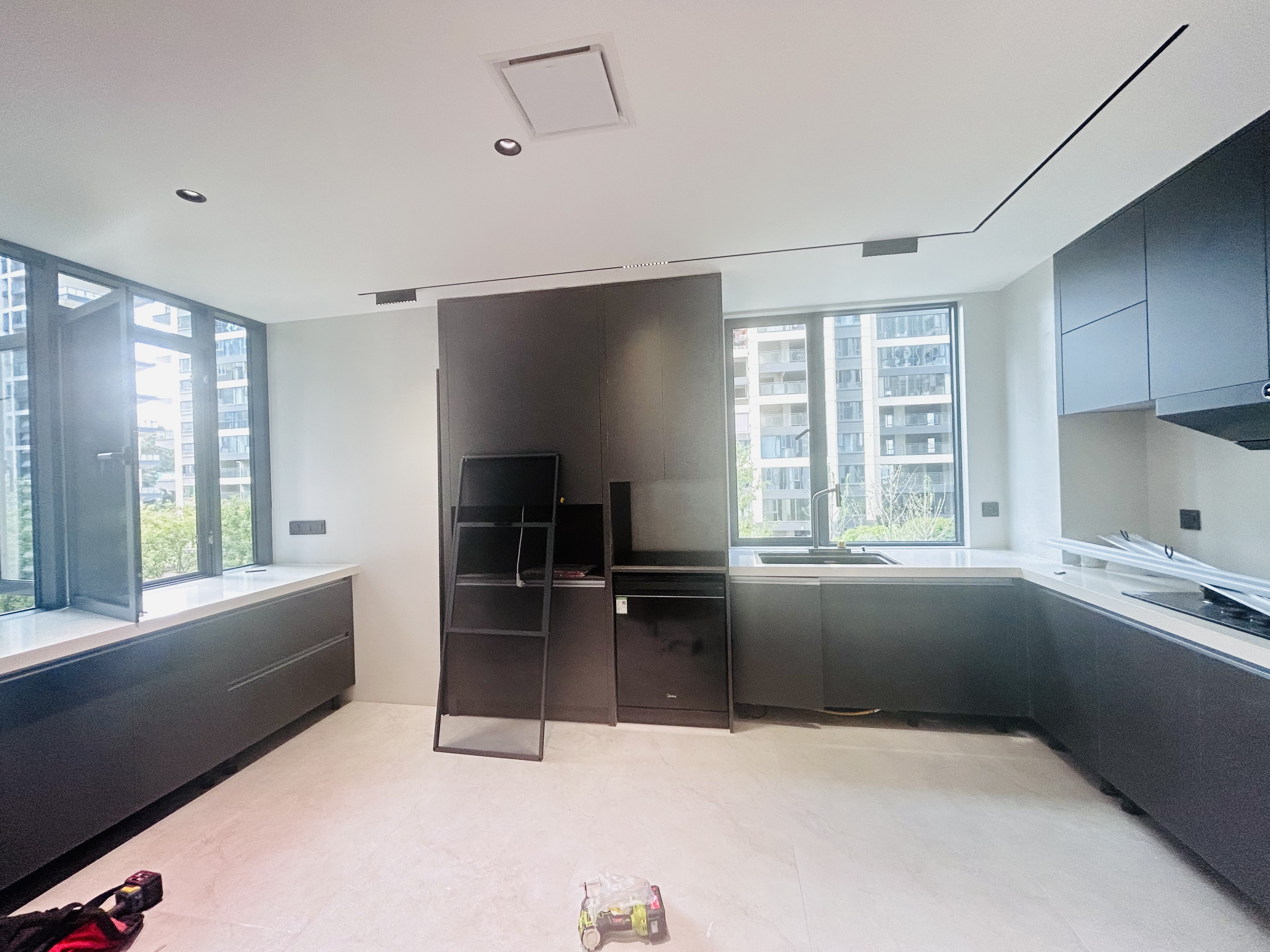 青春里鑫悦府  4室2厅2卫    178.0万室内图