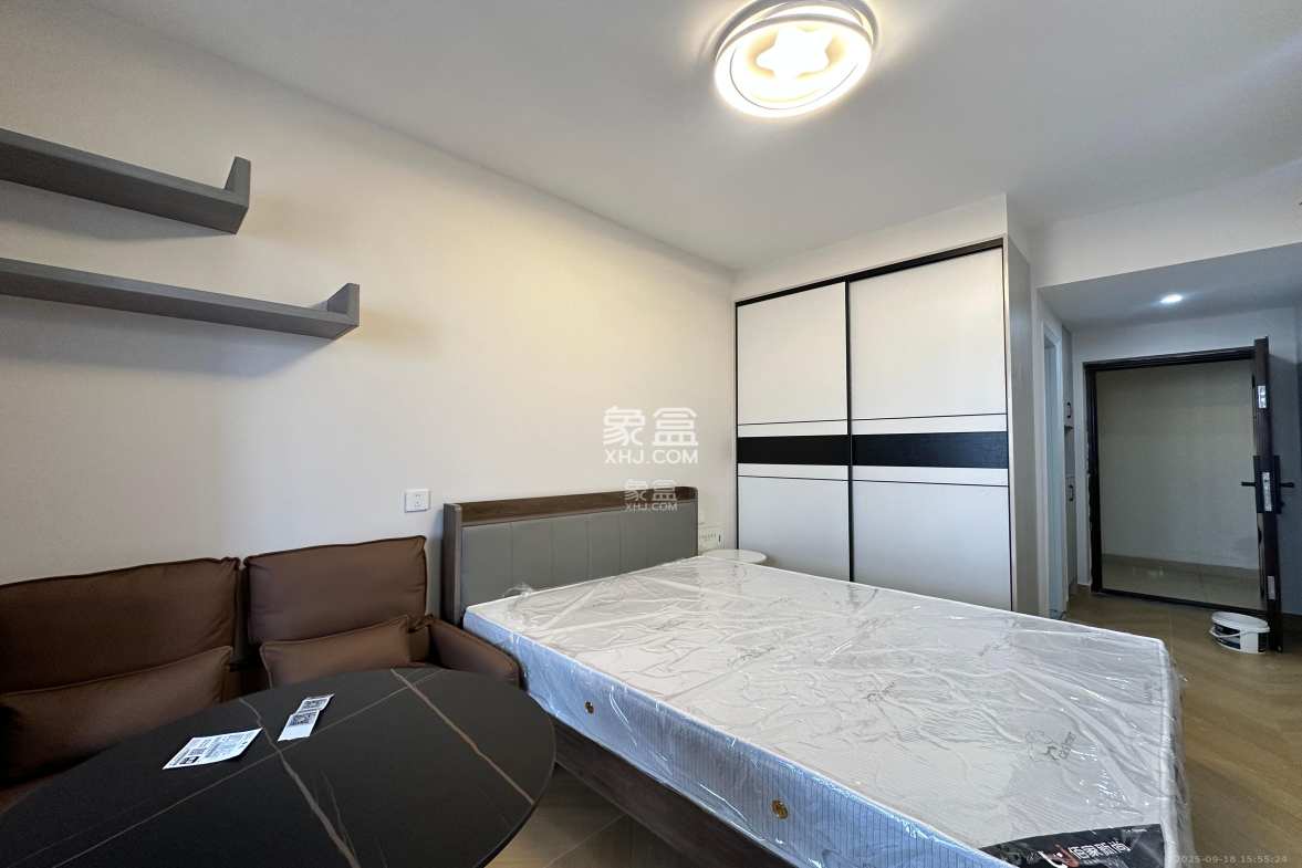 欧亚达国际广场 1室1厅1卫 1500.0元/月 欧亚达国际广场 1室1厅1卫 1500.0元/月室内图