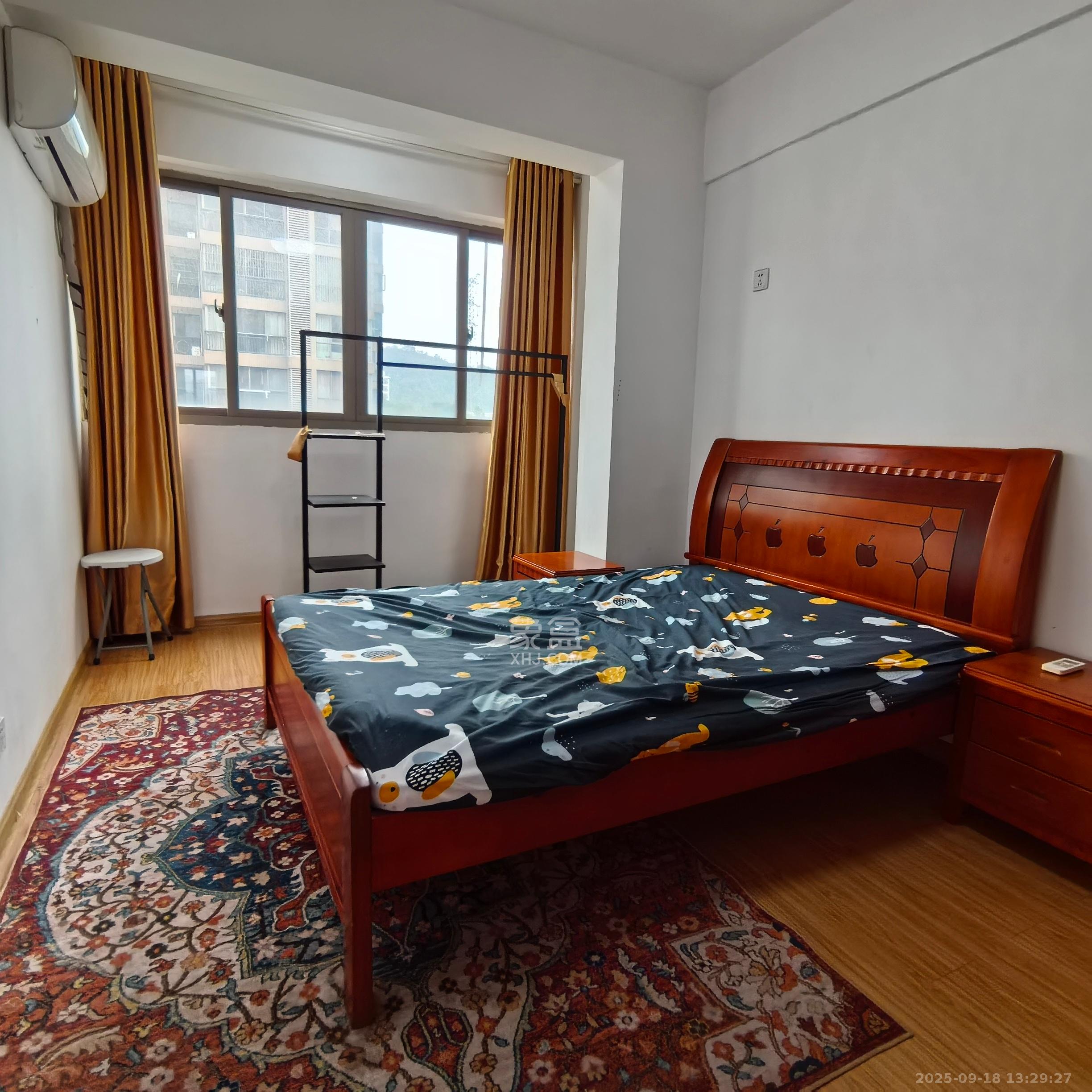 阳光晶城  2室2厅1卫    1900.0元/月室内图