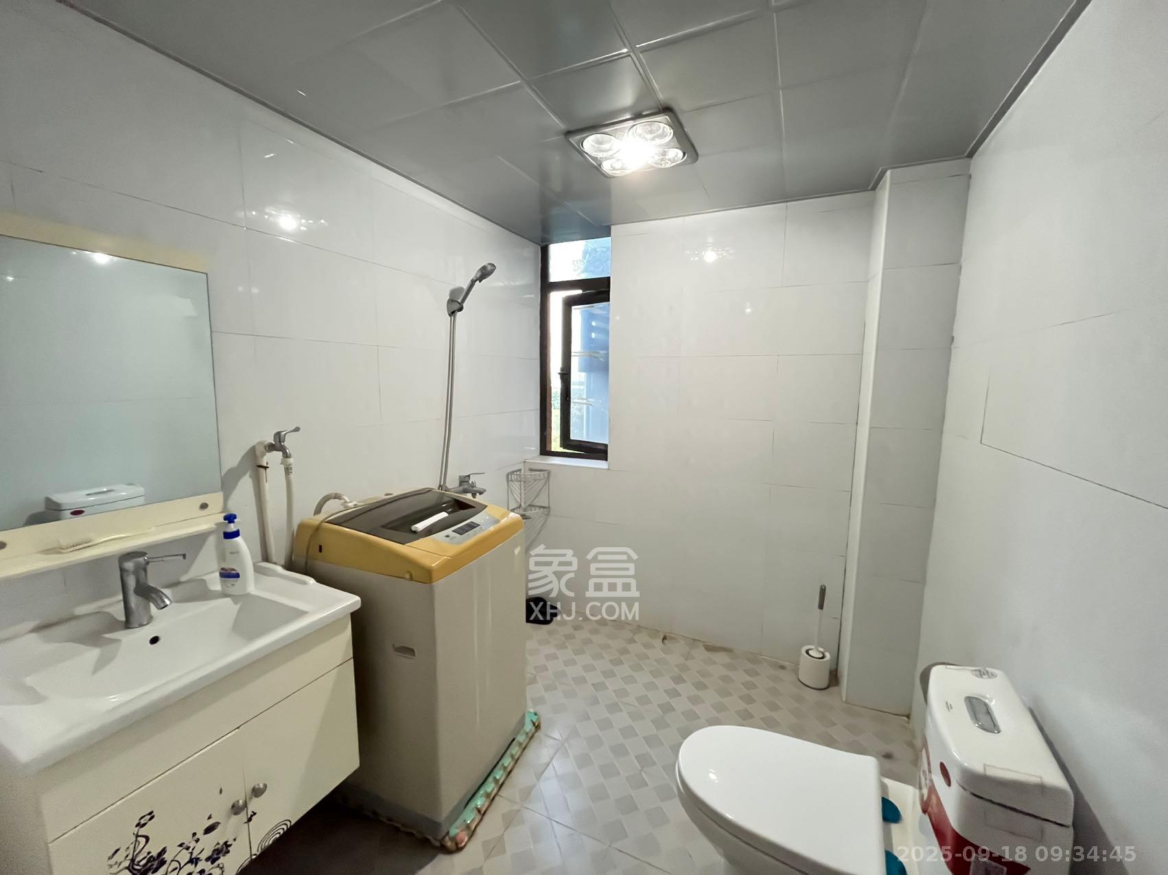 曙光泊岸  3室2厅1卫    3200.0元/月室内图