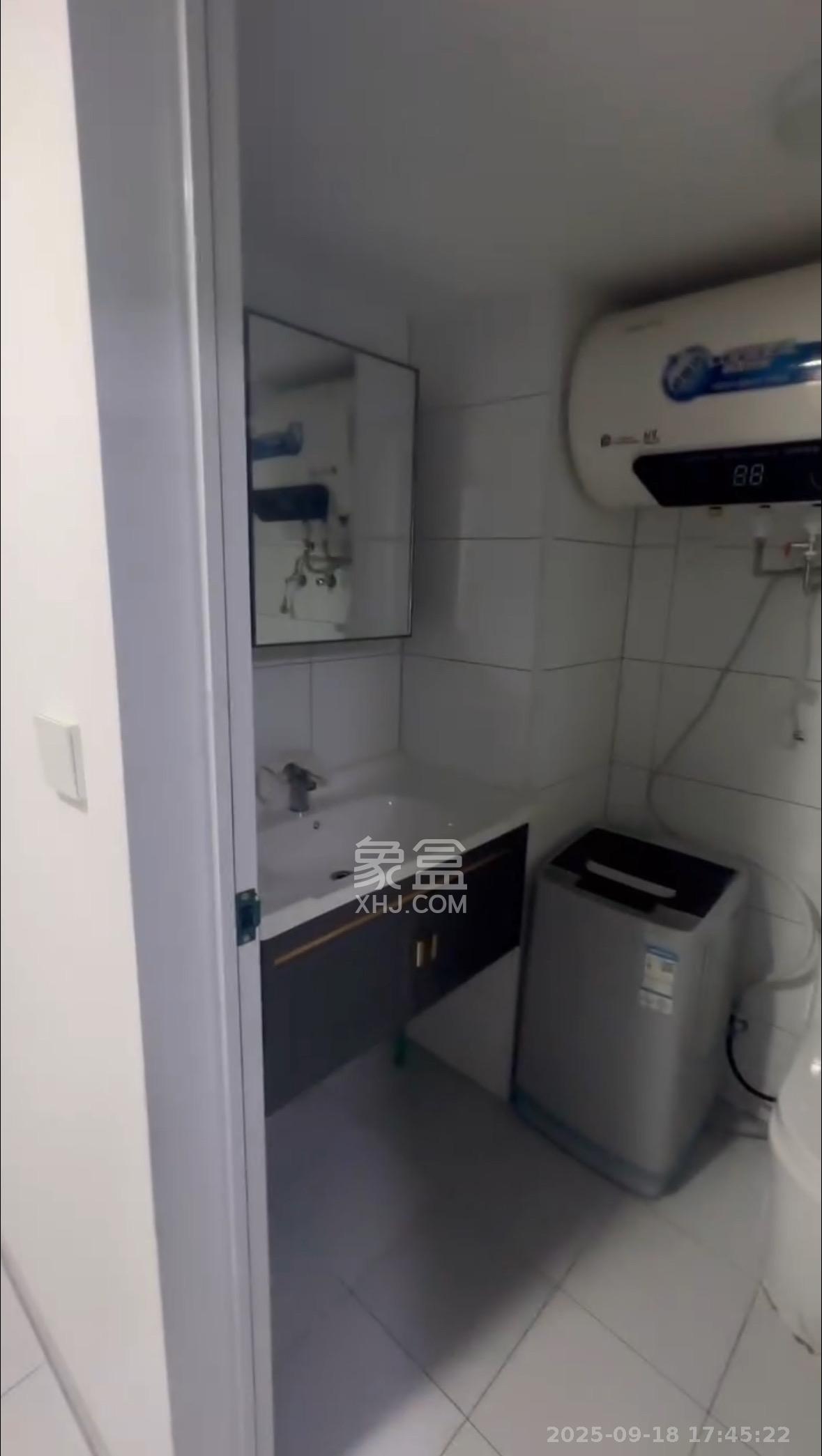 龙湖新壹城  1室1厅1卫    1500.0元/月室内图