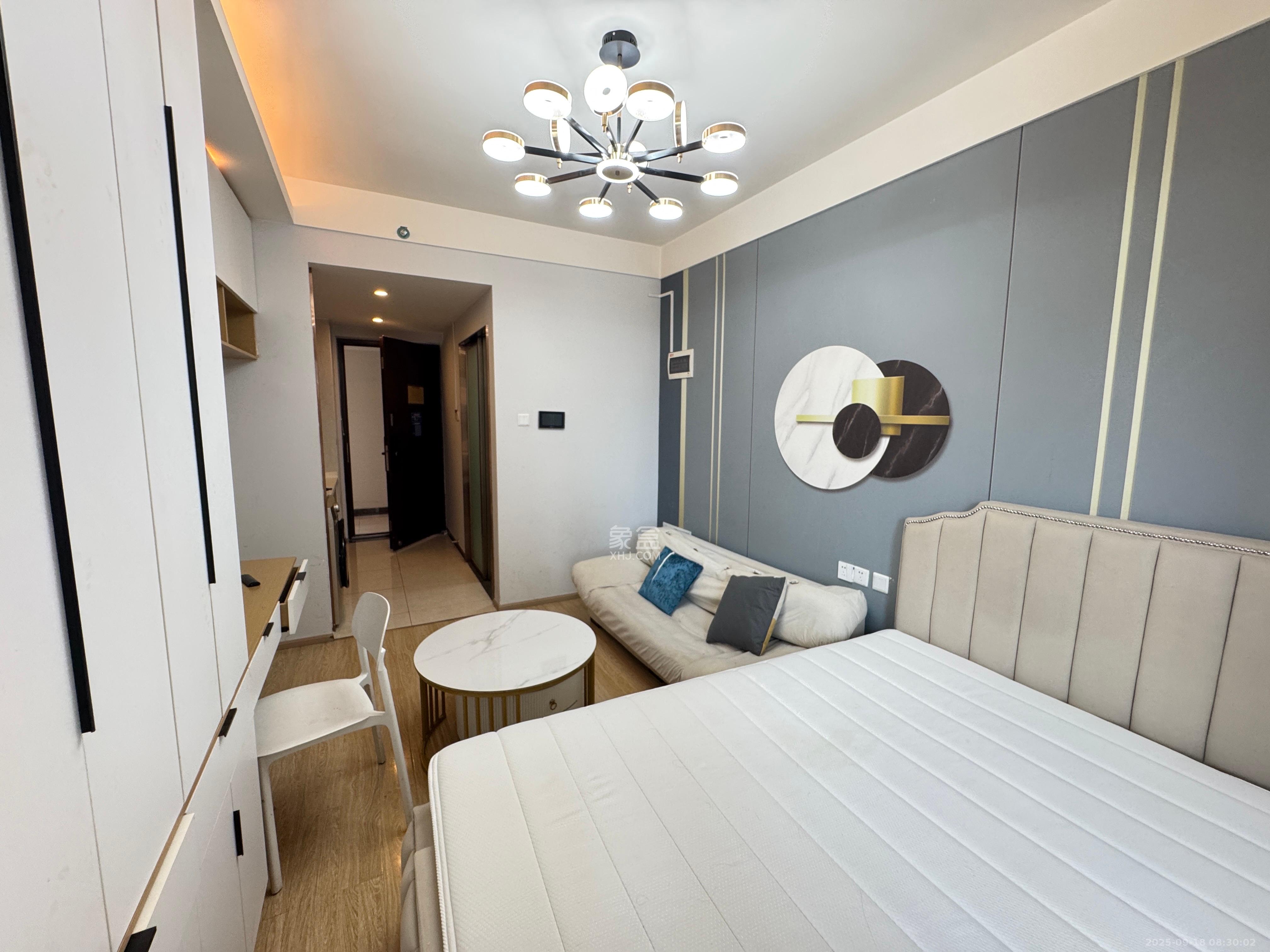 佳兆业云顶都汇 1室0厅0卫 1200.0元/月 佳兆业云顶都汇 1室0厅0卫 1200.0元/月室内图