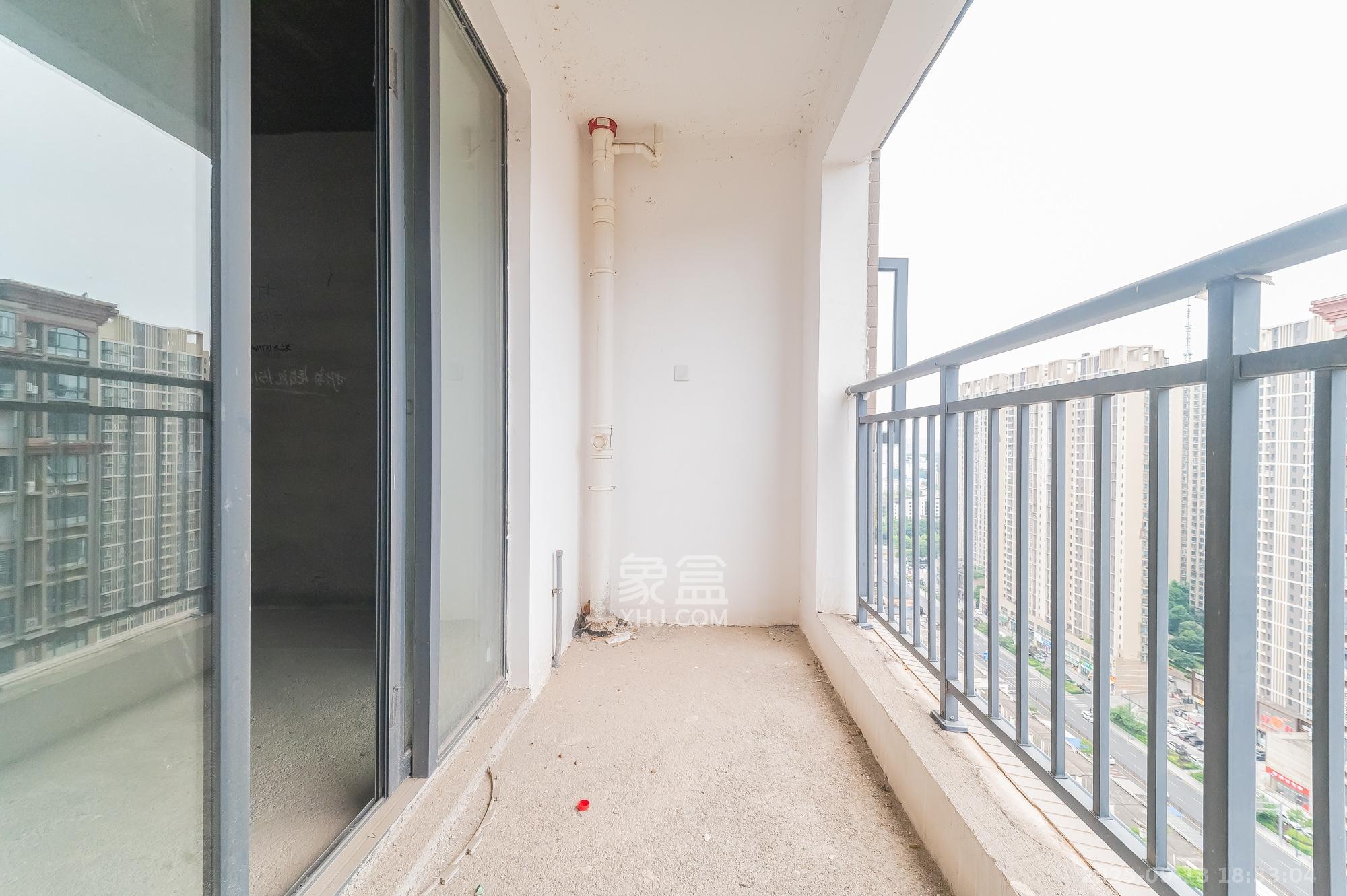 松雅湖壹号  3室2厅1卫    62.0万其他