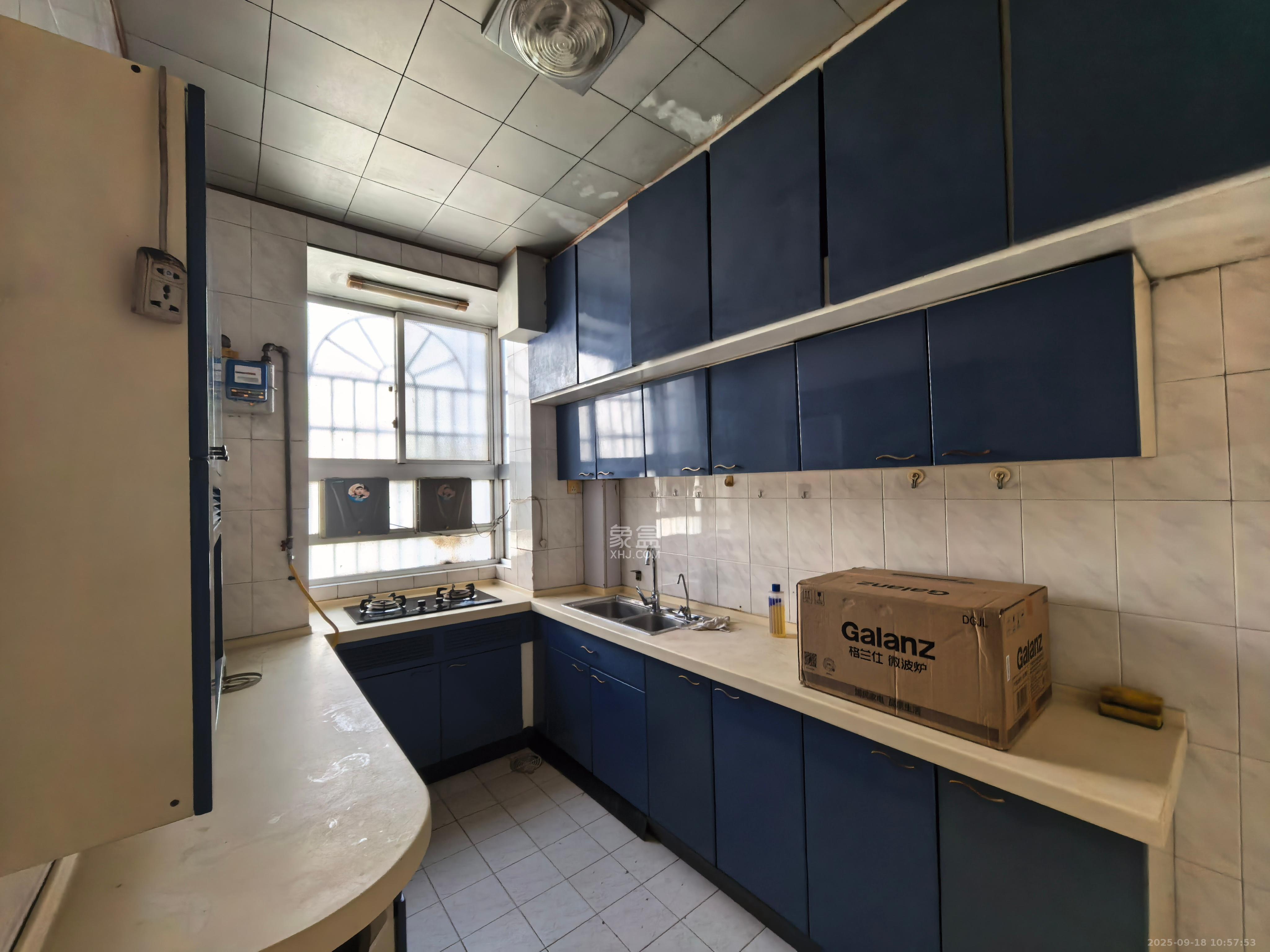 芙蓉区国土局单位房 4室2厅2卫 2800.0元/月 芙蓉区国土局单位房 4室2厅2卫 2800.0元/月室内图