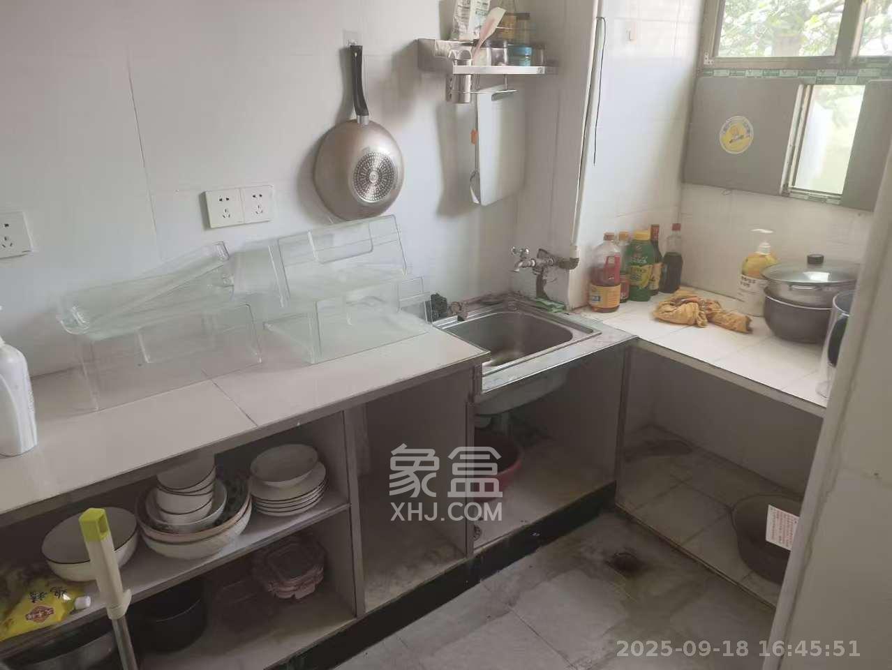 浦沅生活一区  1室0厅0卫    700.0元/月室内图