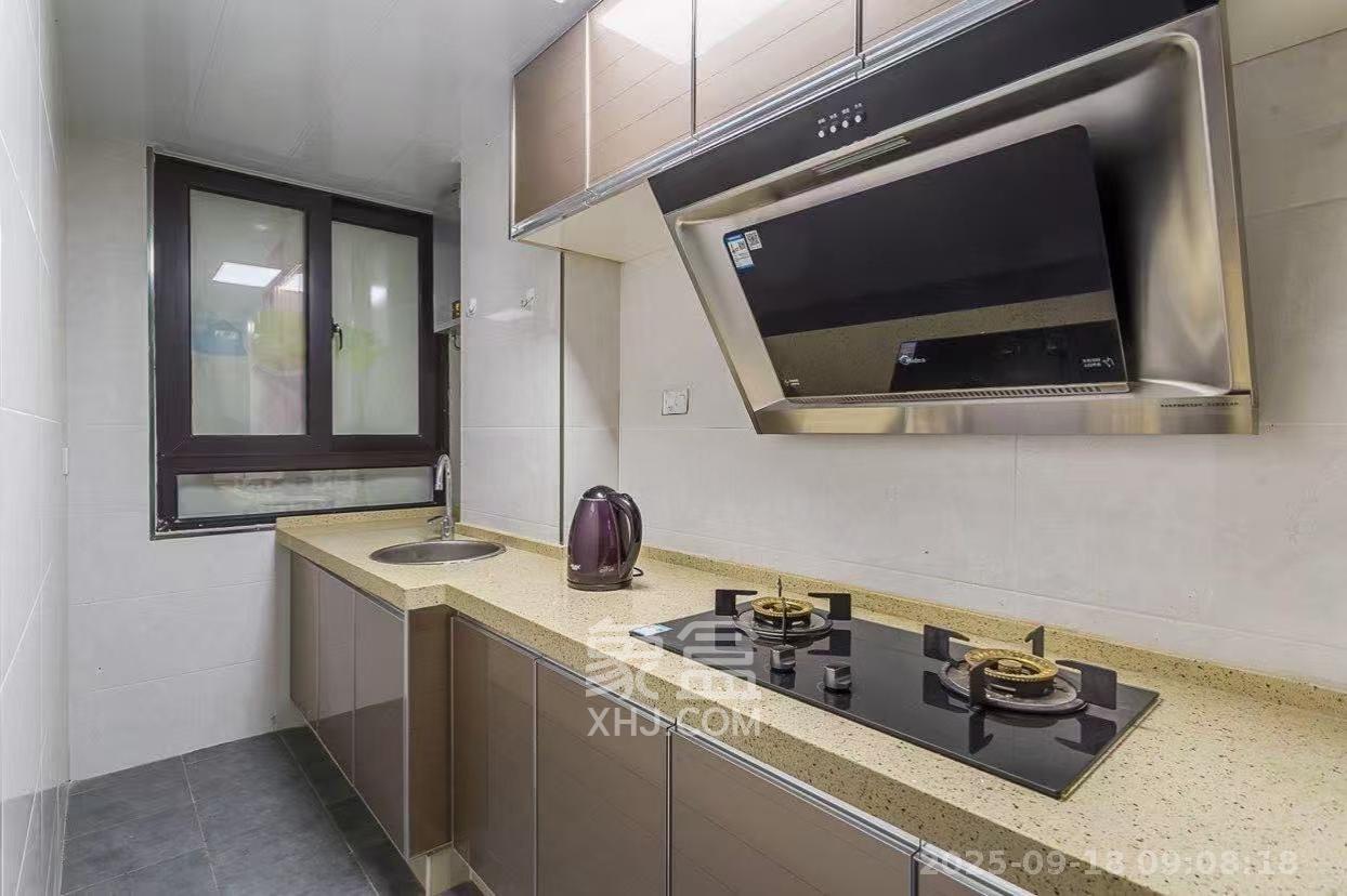 中信凯旋蓝岸（中信新城三期）  1室1厅1卫    1400.0元/月室内图