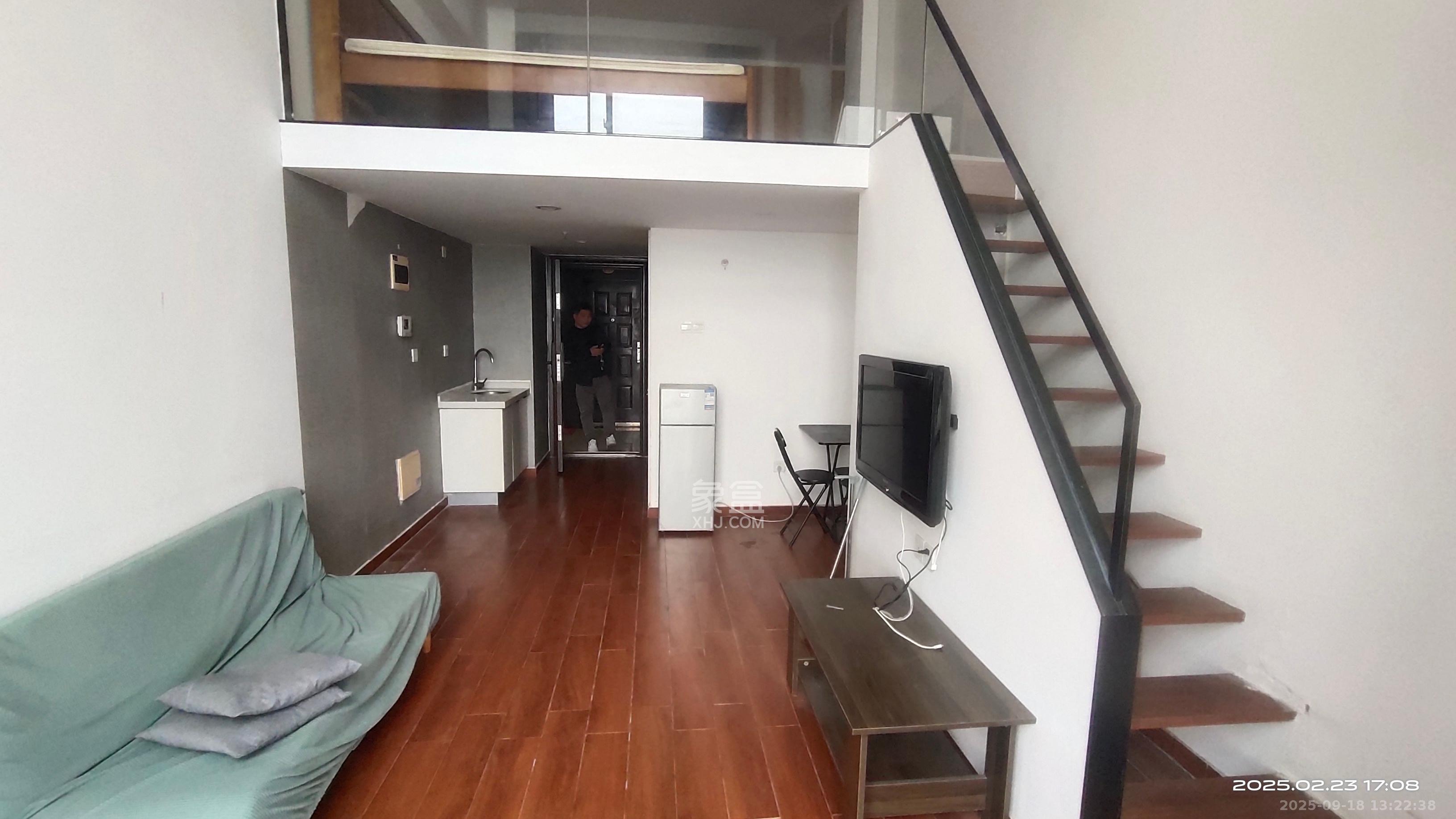 兰亭湾畔 1室1厅1卫 1400.0元/月 兰亭湾畔 1室1厅1卫 1400.0元/月室内图