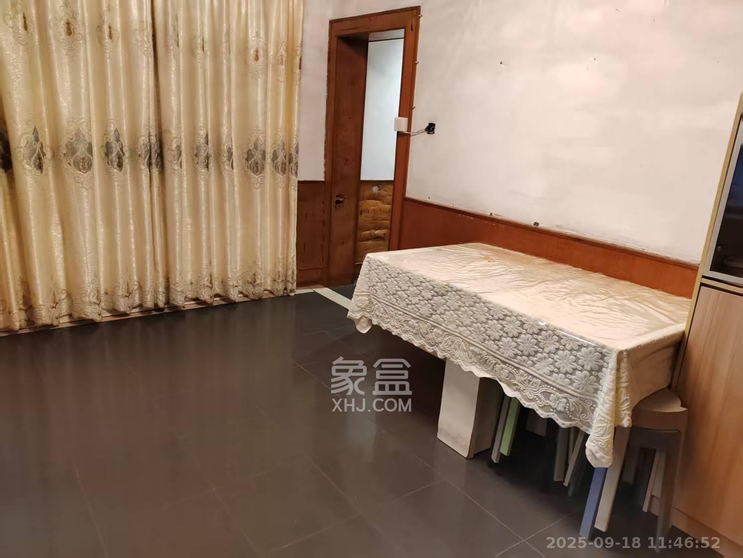 桂花二村 2室1厅1卫 1600.0元/月 桂花二村 2室1厅1卫 1600.0元/月室内图