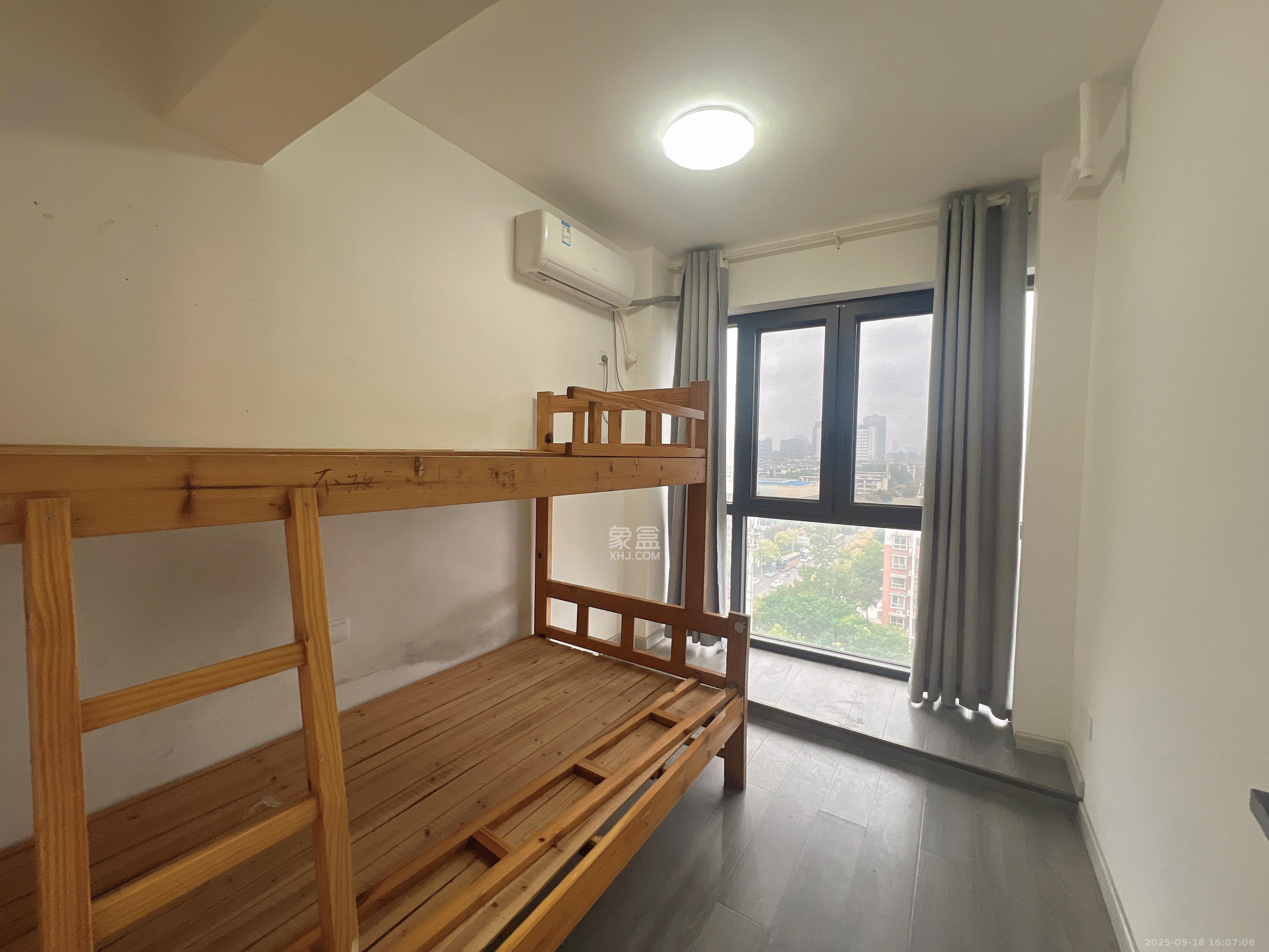 振业城一期  4室0厅0卫    3500.0元/月室内图