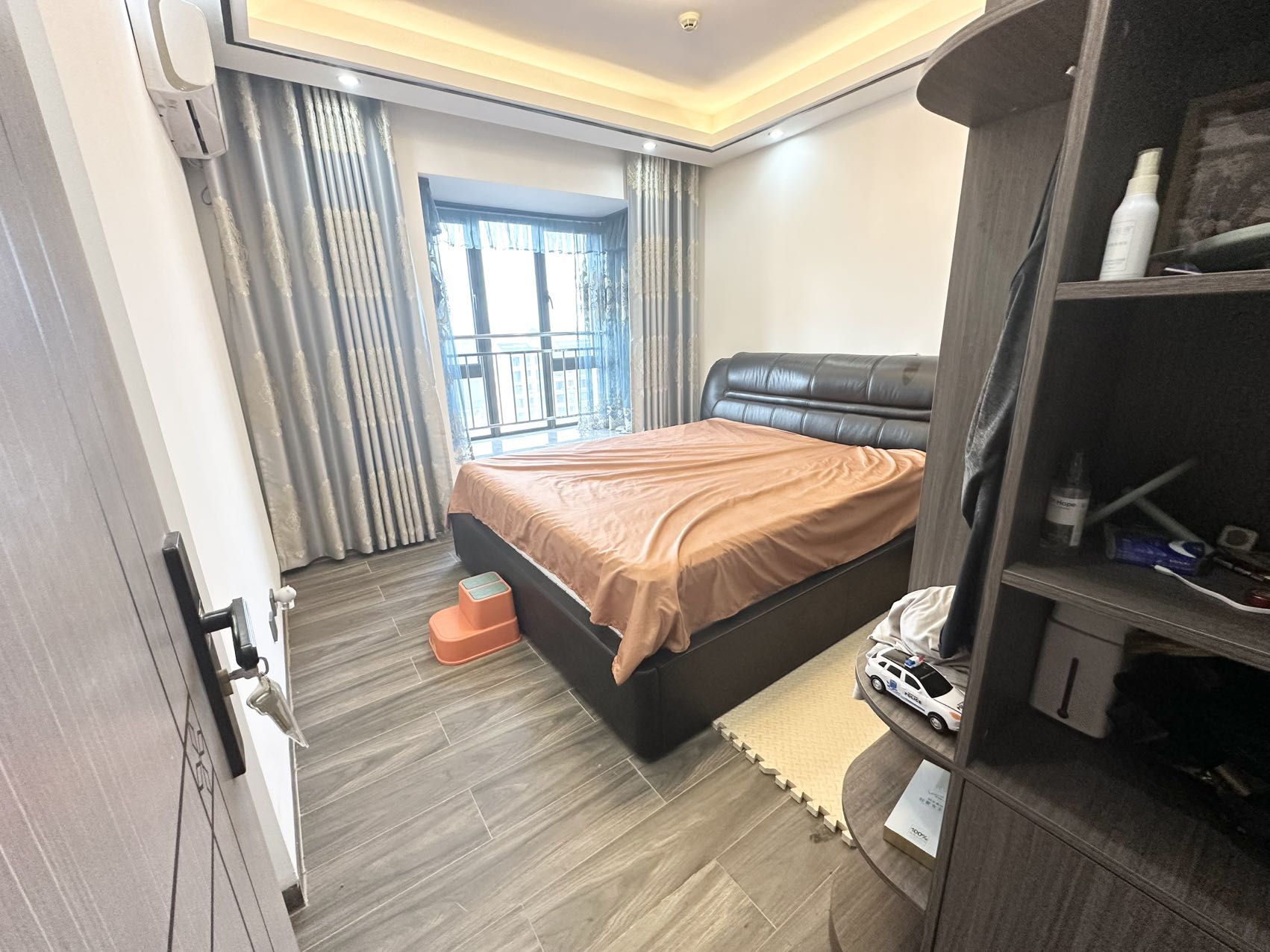 金城新天地  2室2厅1卫    130.0万客厅