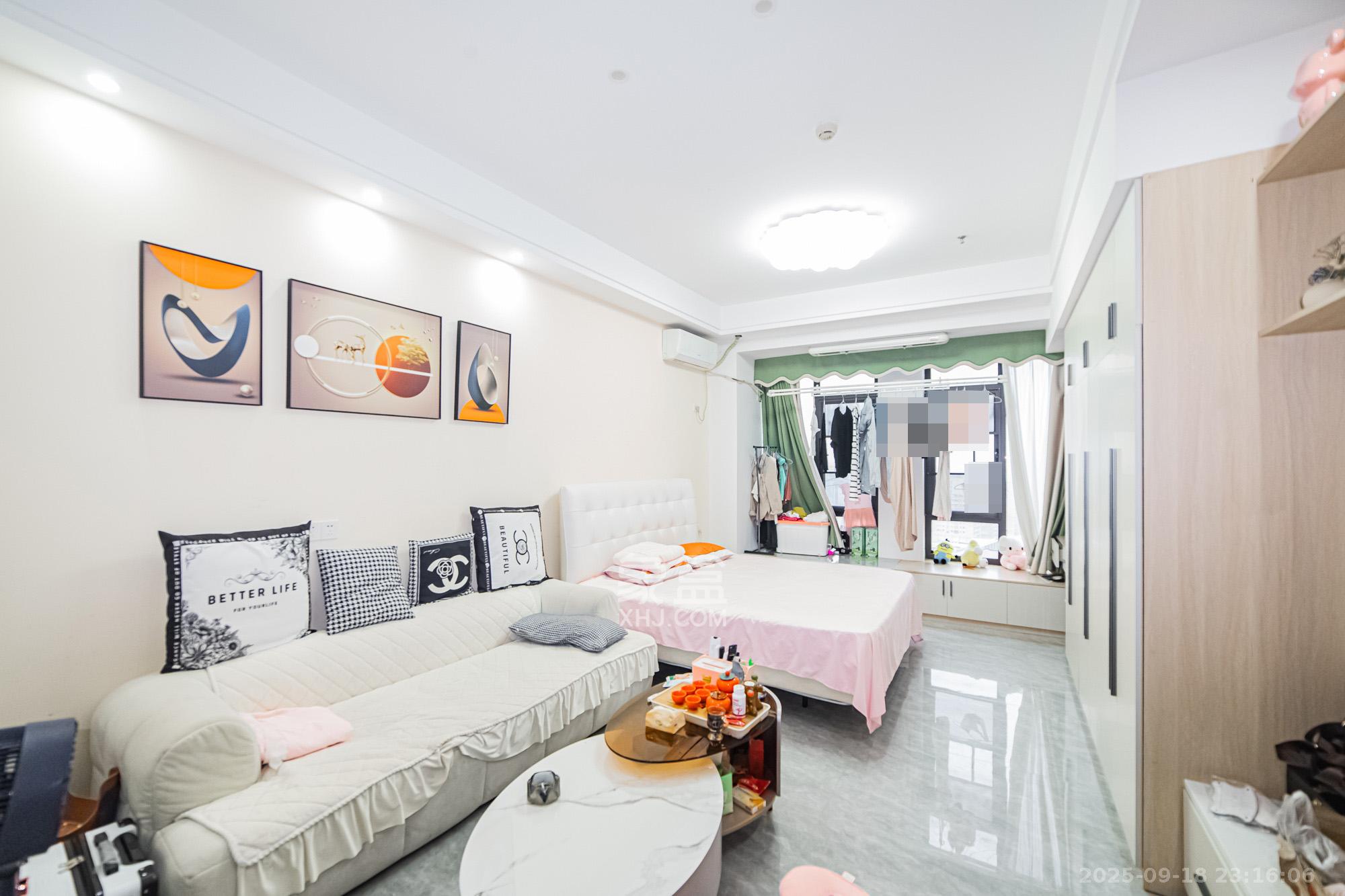 润和国际广场 1室1厅1卫 43.0万 润和国际广场 1室1厅1卫 43.0万客厅