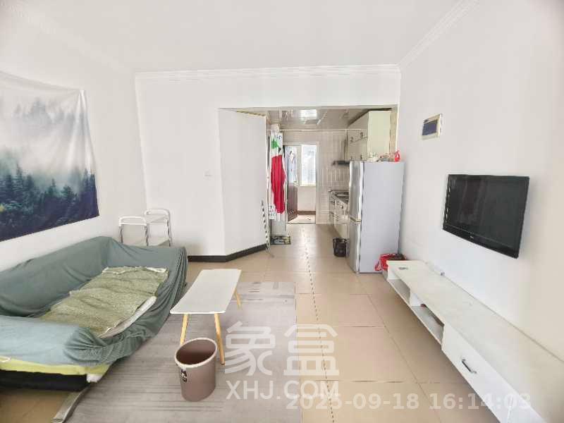 美林银谷  1室1厅1卫   1600.00元/月