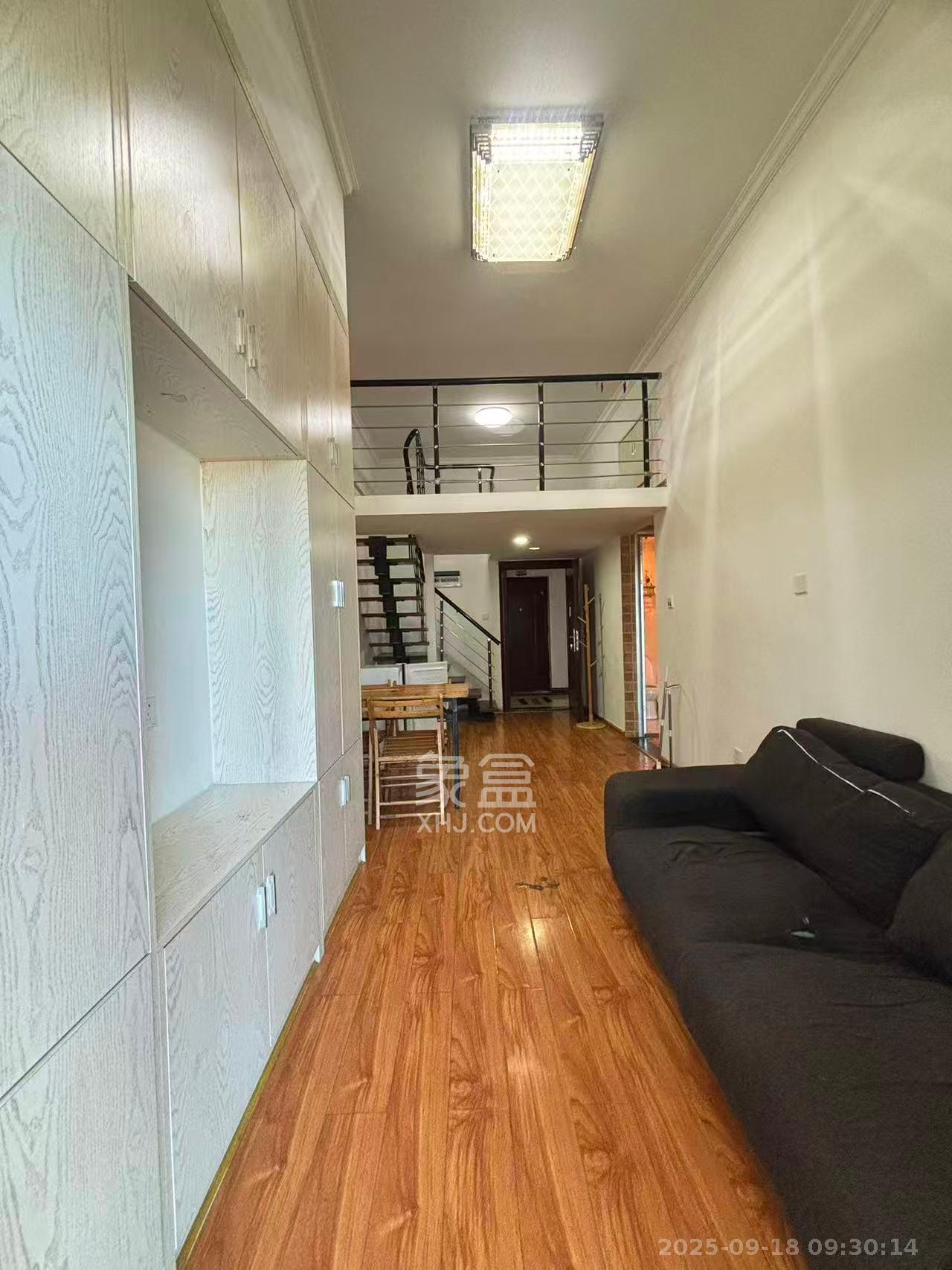 湖湾世景 1室1厅1卫 1300.0元/月 湖湾世景 1室1厅1卫 1300.0元/月室内图