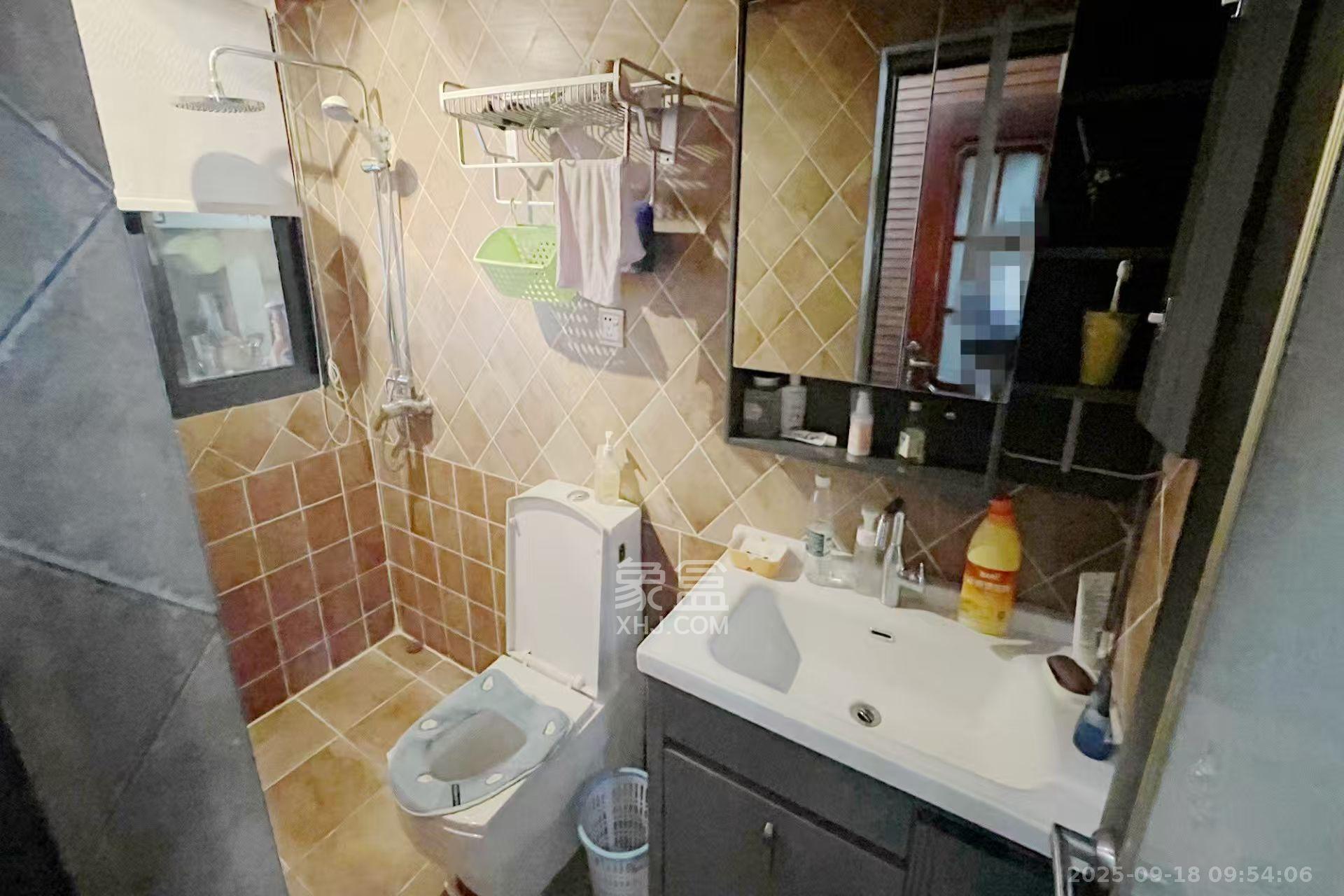 万象新天  3室2厅2卫    3500.0元/月室内图