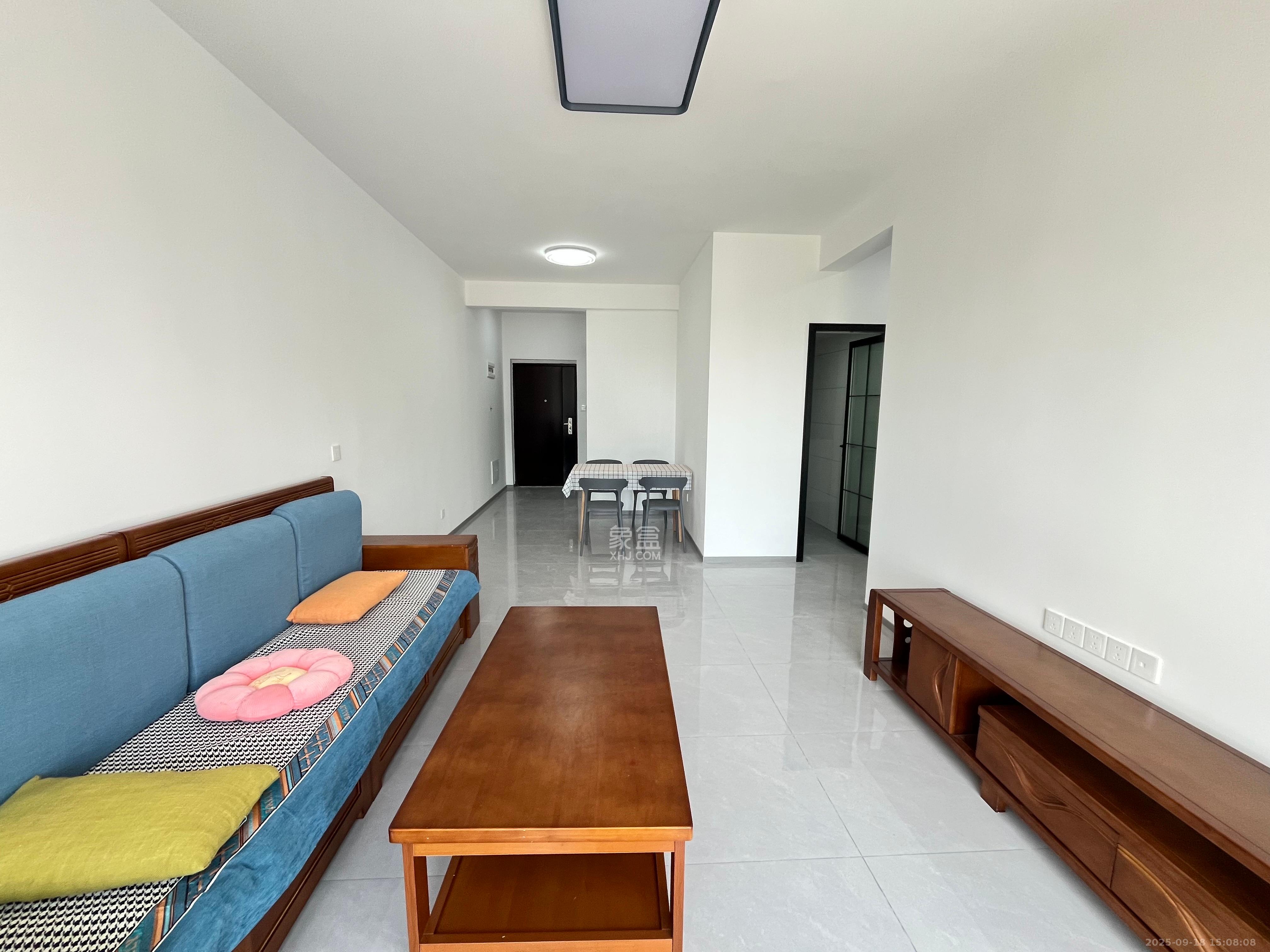 润和星河玥  2室1厅1卫    2100.0元/月室内图