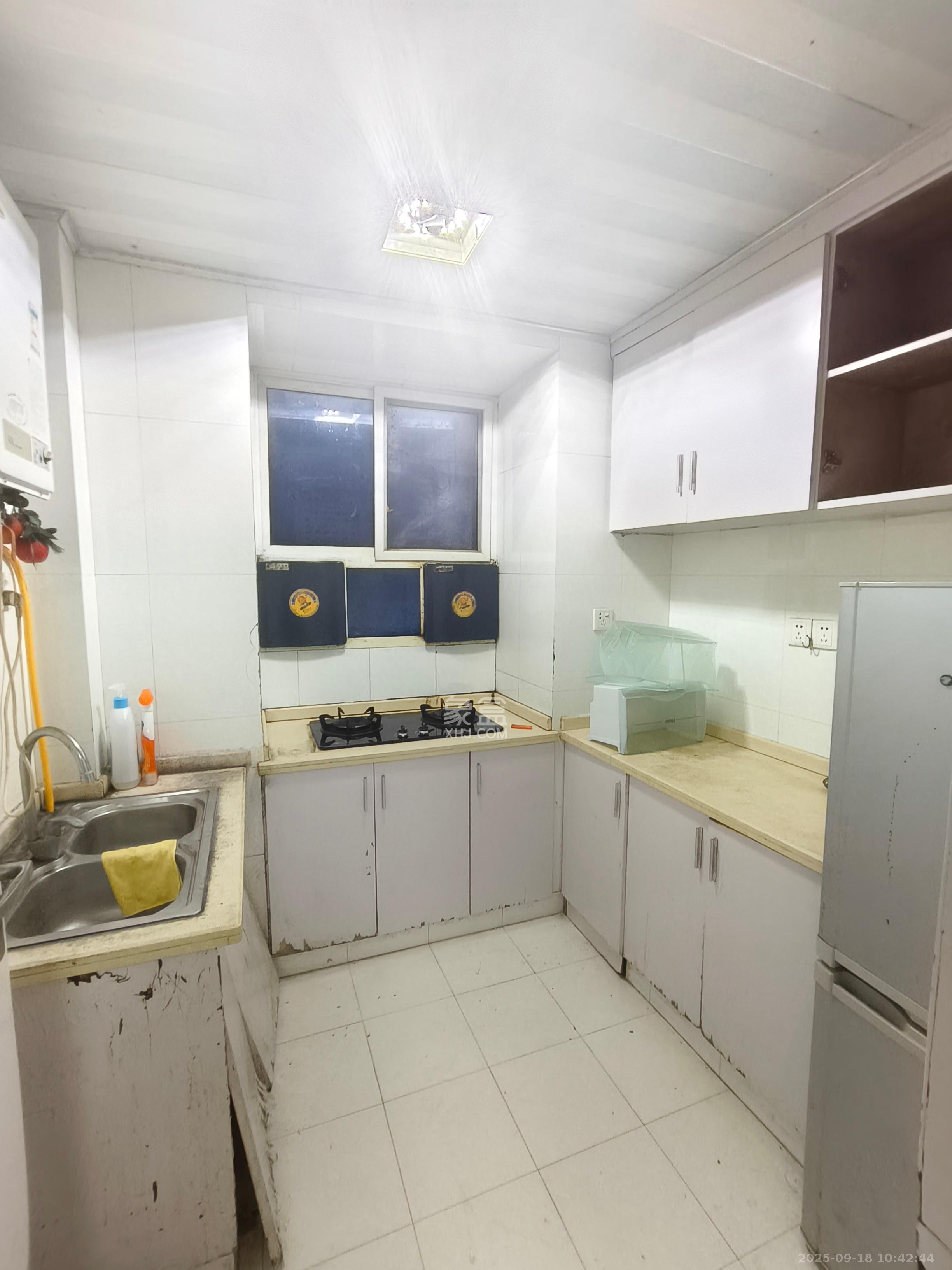 砂子塘社区 2室1厅1卫 1600.0元/月 砂子塘社区 2室1厅1卫 1600.0元/月室内图