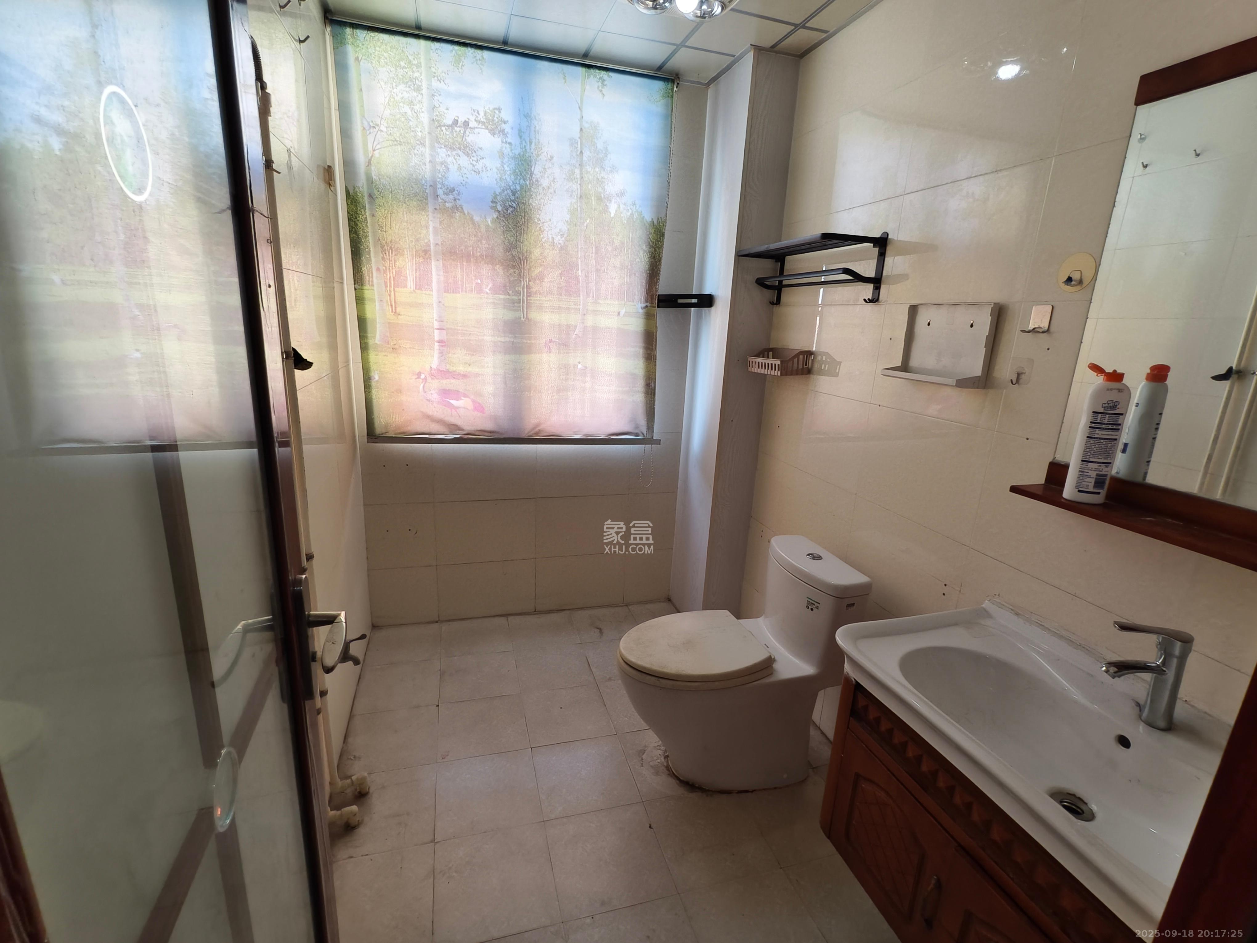 克拉美丽山庄(晟领国际) 4室2厅2卫 2900.0元/月 克拉美丽山庄(晟领国际) 4室2厅2卫 2900.0元/月室内图