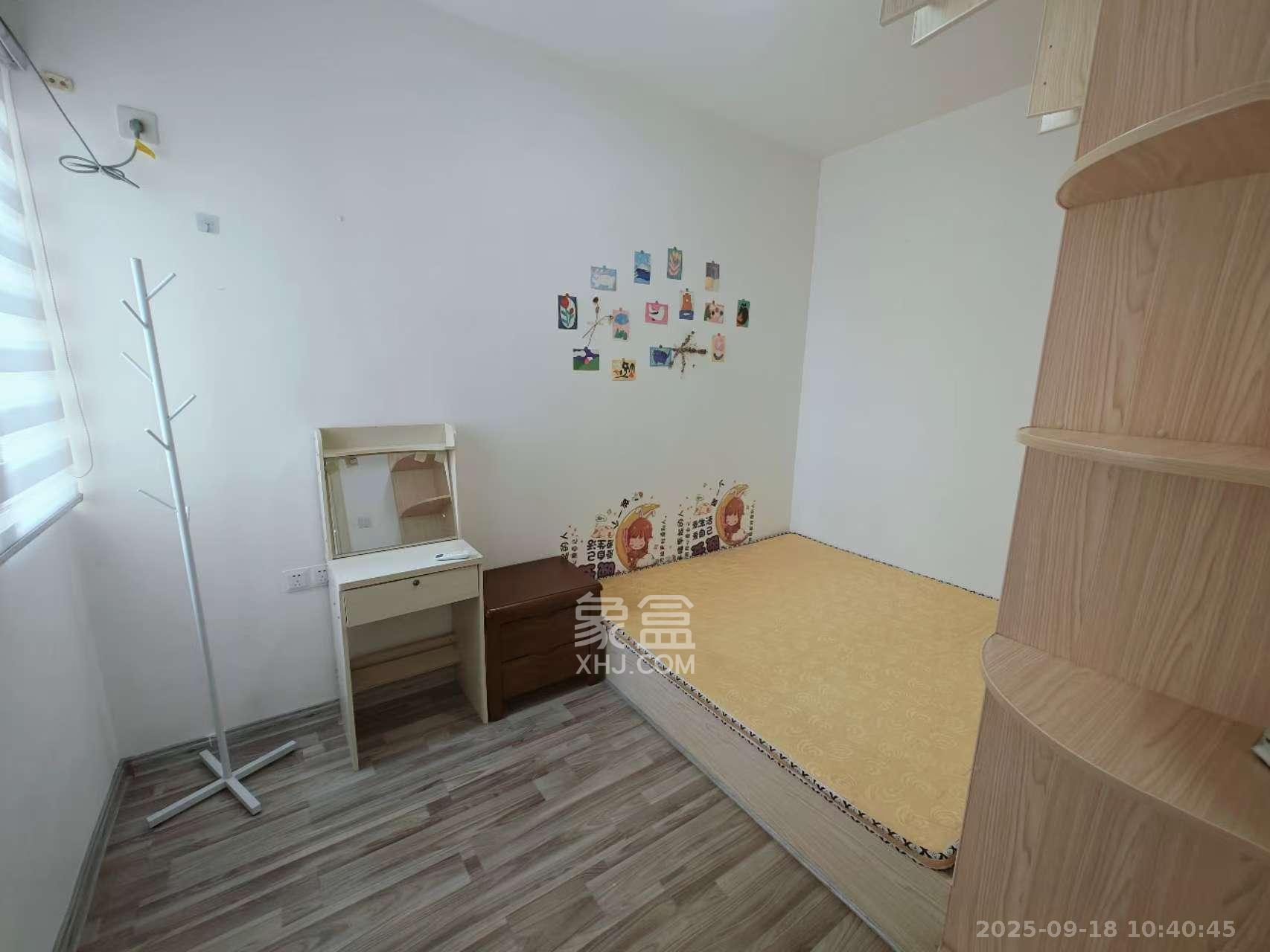 金地格林公馆  2室1厅1卫    2500.0元/月室内图