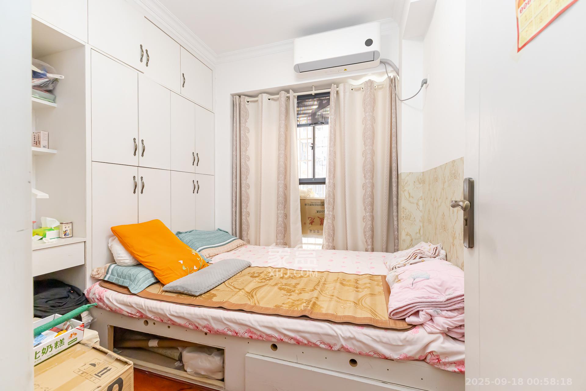 润和之悦(金泽园) 3室2厅1卫 56.8万 润和之悦(金泽园) 3室2厅1卫 56.8万卧室