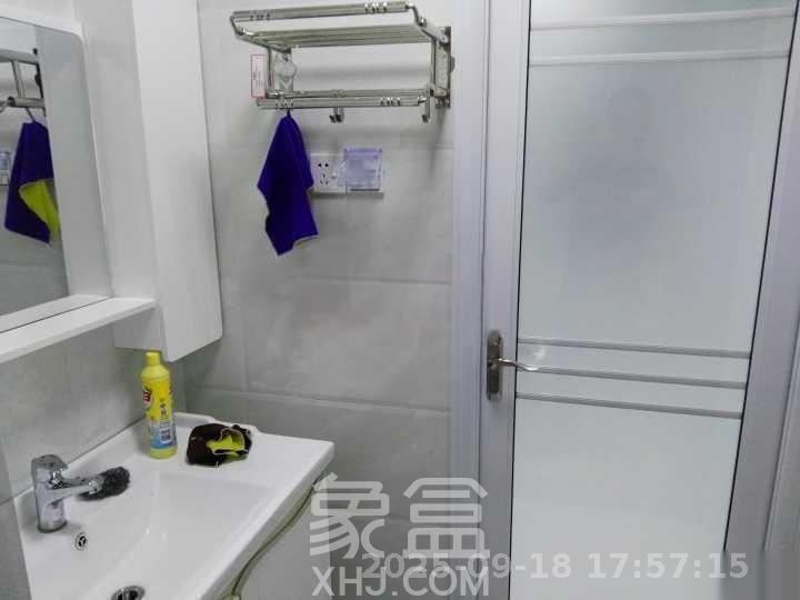 钰龙天下二期（钰龙佳园）  3室2厅2卫    3000.0元/月室内图