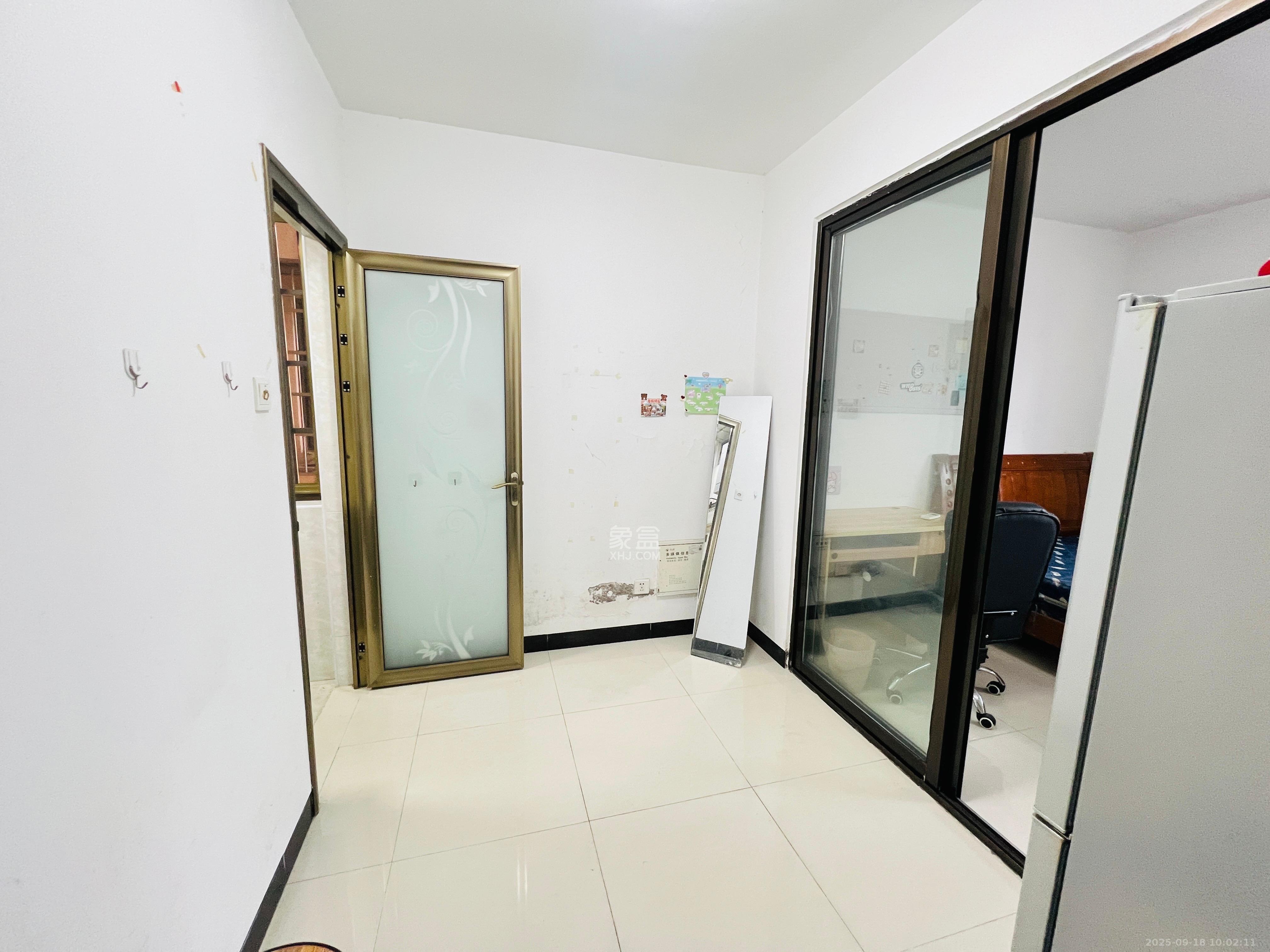 东屯渡高层安置小区 1室1厅1卫 1500.0元/月 东屯渡高层安置小区 1室1厅1卫 1500.0元/月室内图