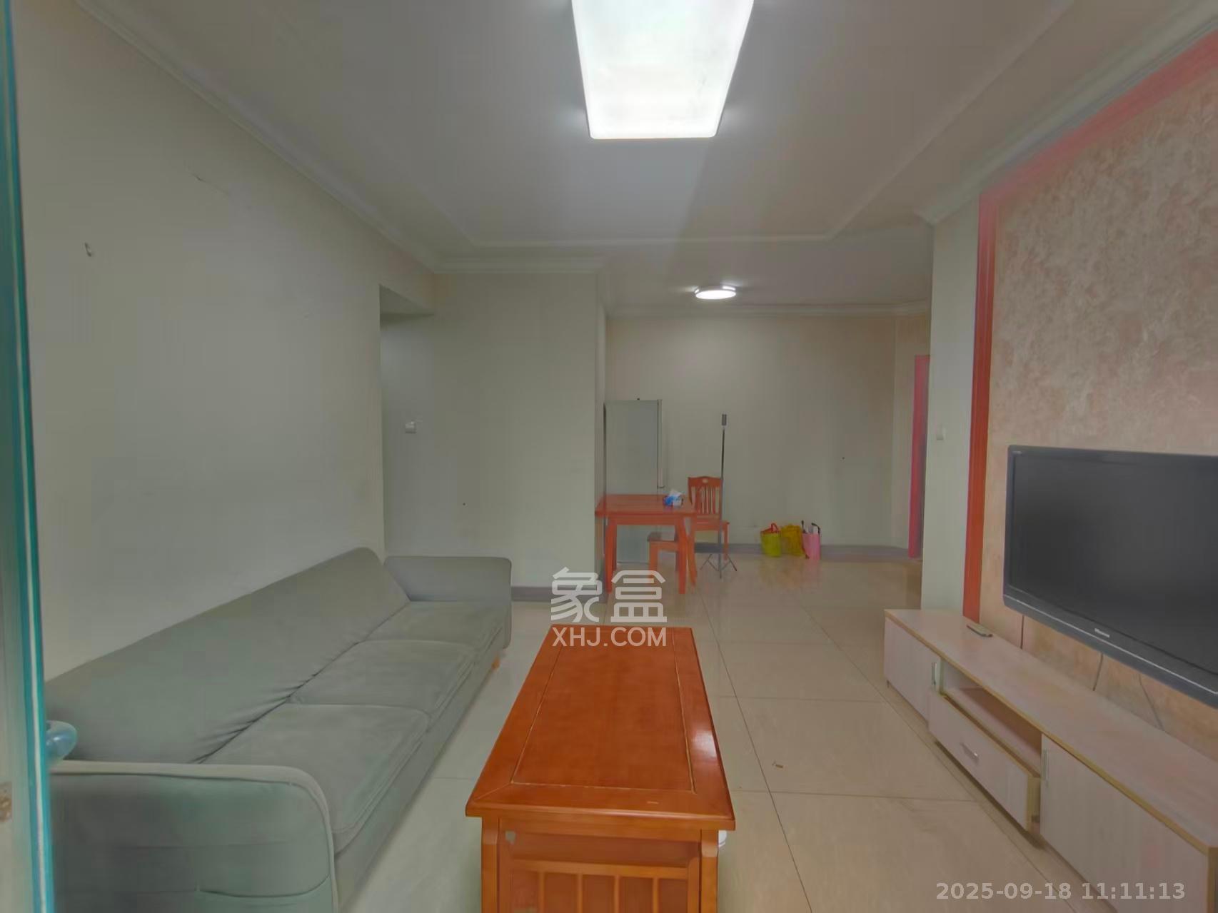 恒大绿洲 2室2厅1卫 2300.0元/月 恒大绿洲 2室2厅1卫 2300.0元/月室内图