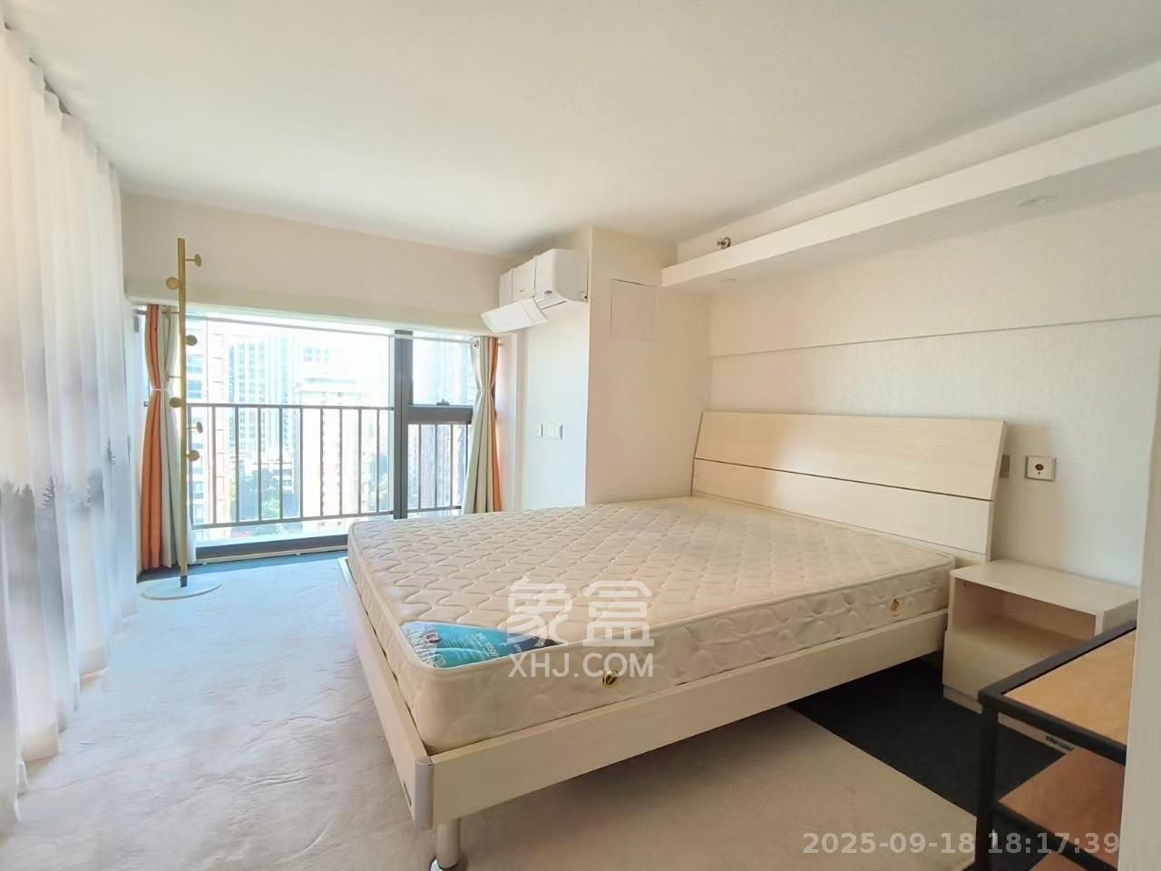 华远华时代  3室2厅2卫   3800.00元/月室内图