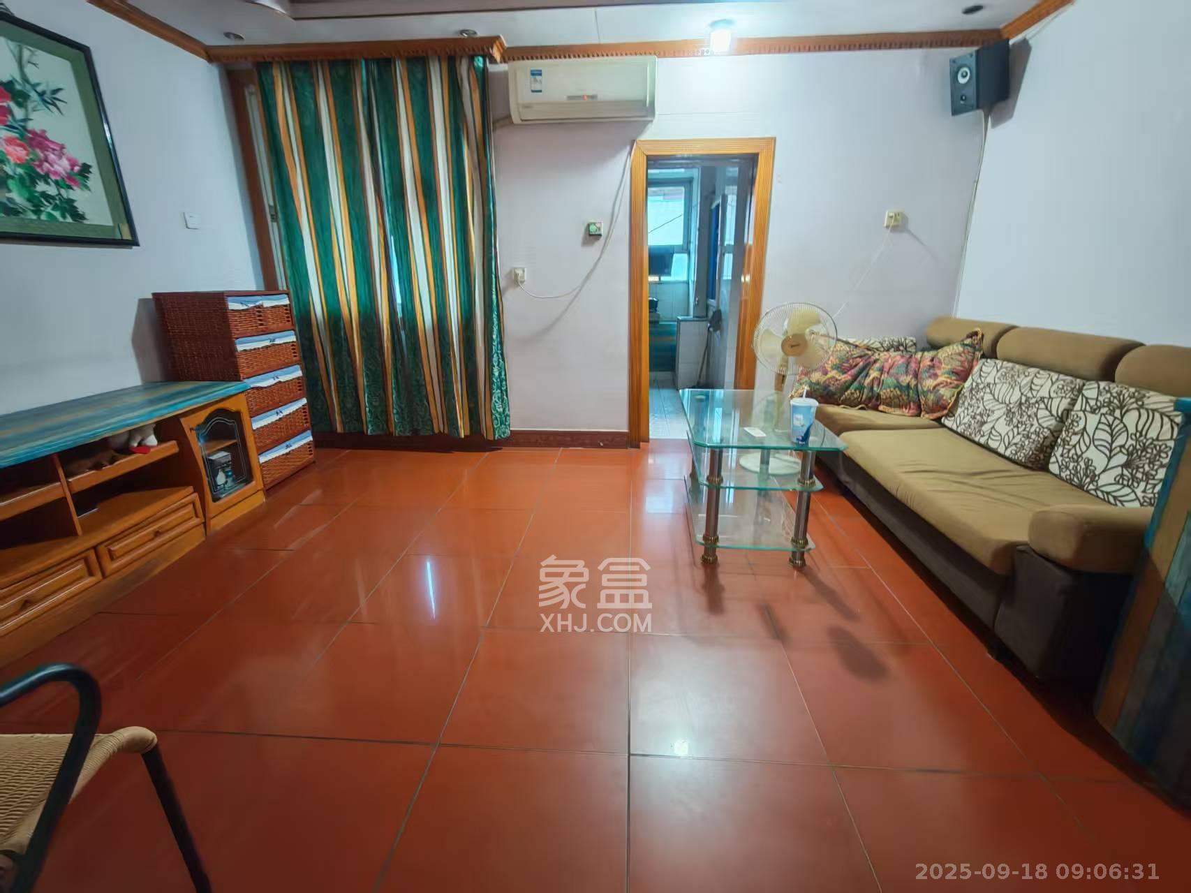 府后路小区 2室1厅1卫 1600.0元/月 府后路小区 2室1厅1卫 1600.0元/月室内图