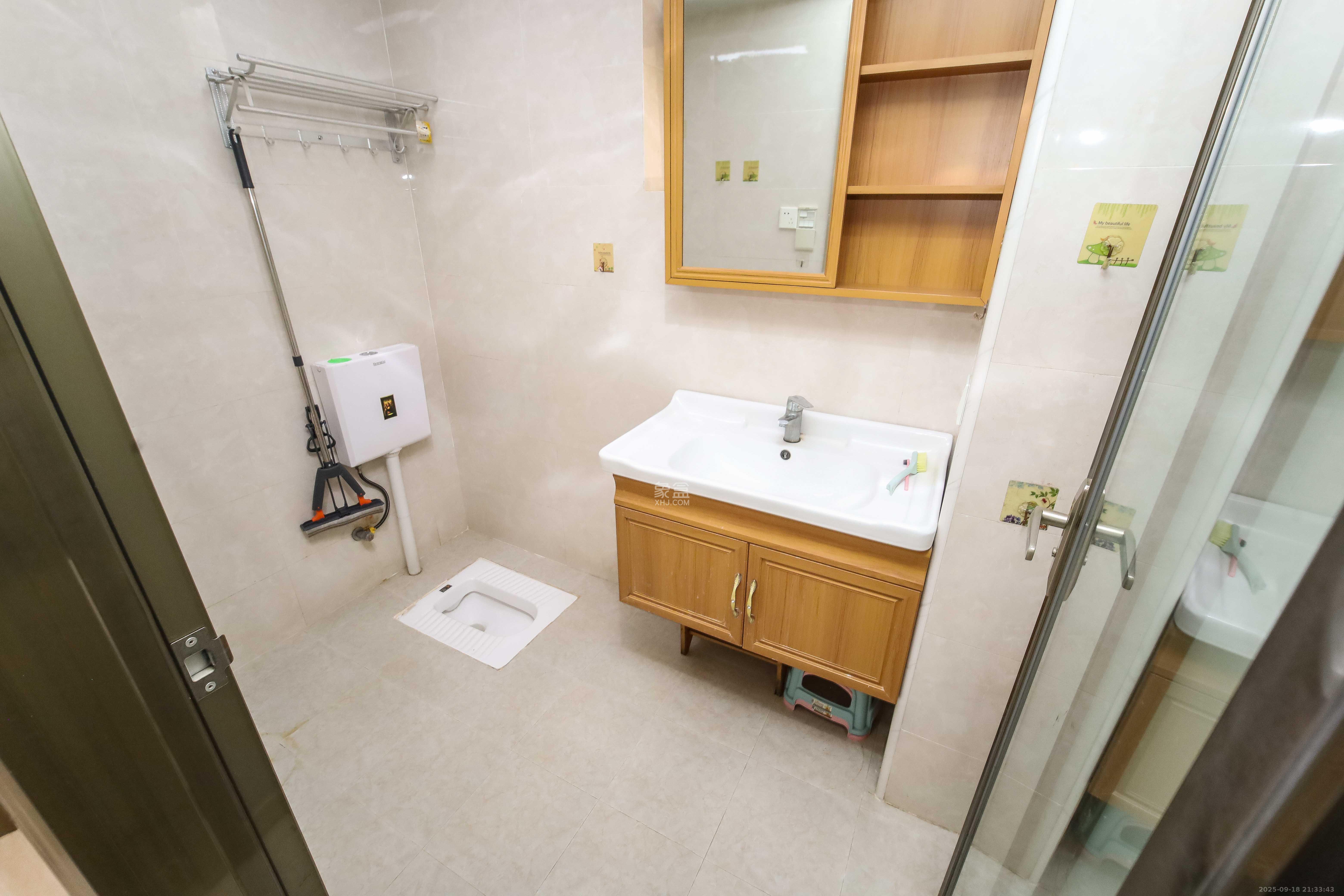 锦湘国际星城四期(金丽苑) 3室2厅2卫 115.0万 锦湘国际星城四期(金丽苑) 3室2厅2卫 115.0万卫生间