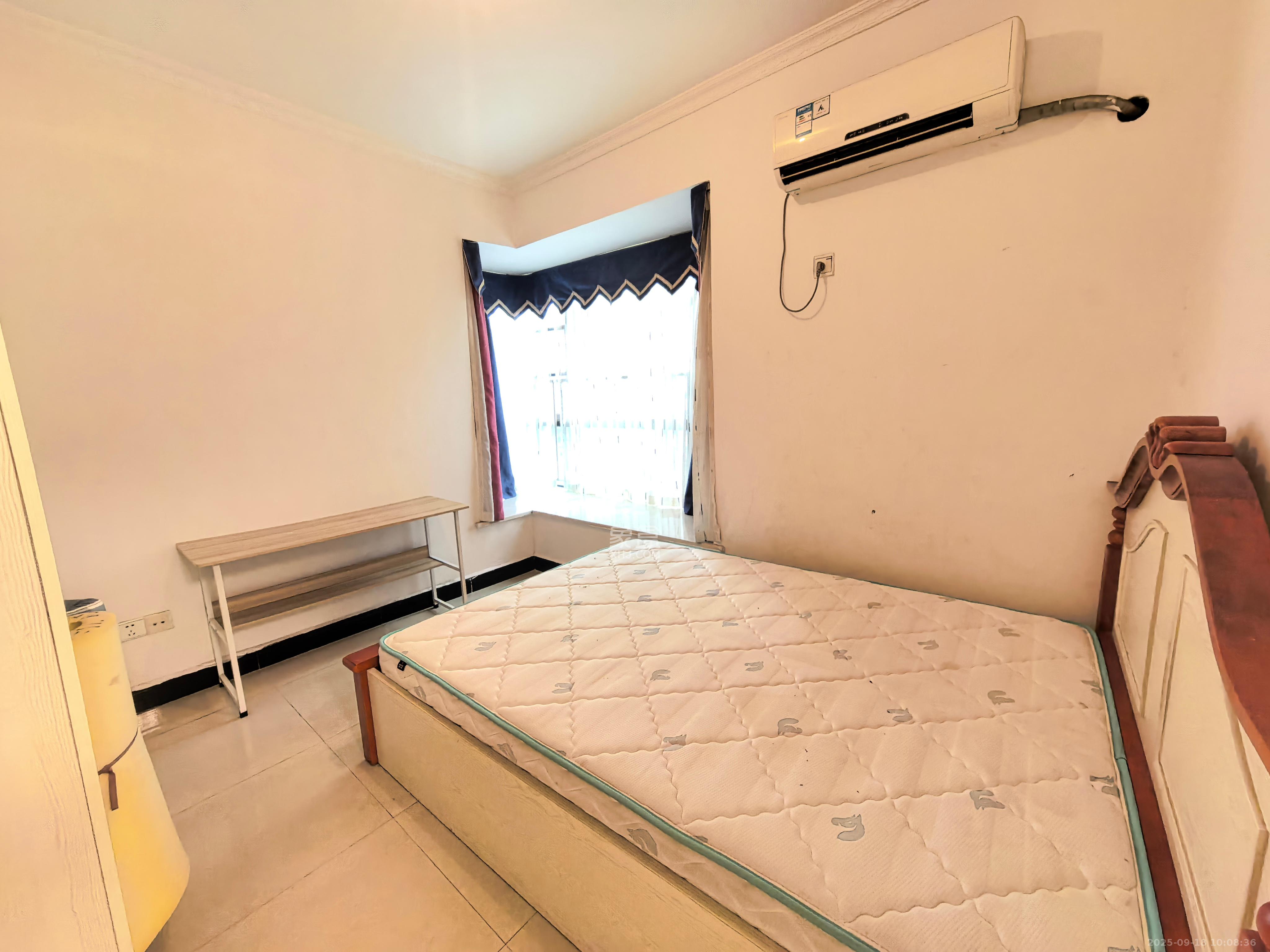 湘府9号 2室2厅1卫 2100.0元/月 湘府9号 2室2厅1卫 2100.0元/月室内图