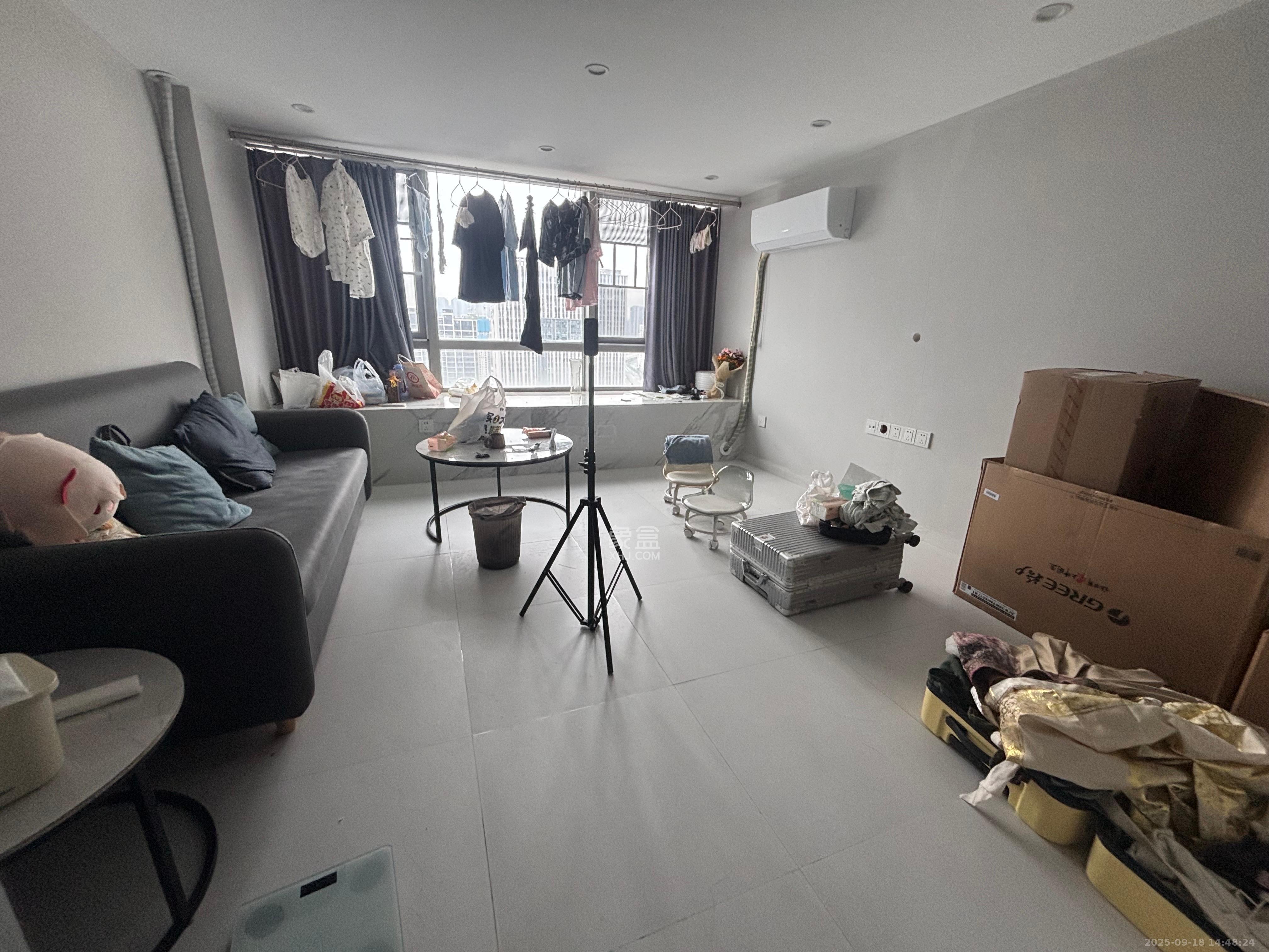 中交广场公寓  2室0厅0卫    2200.0元/月室内图