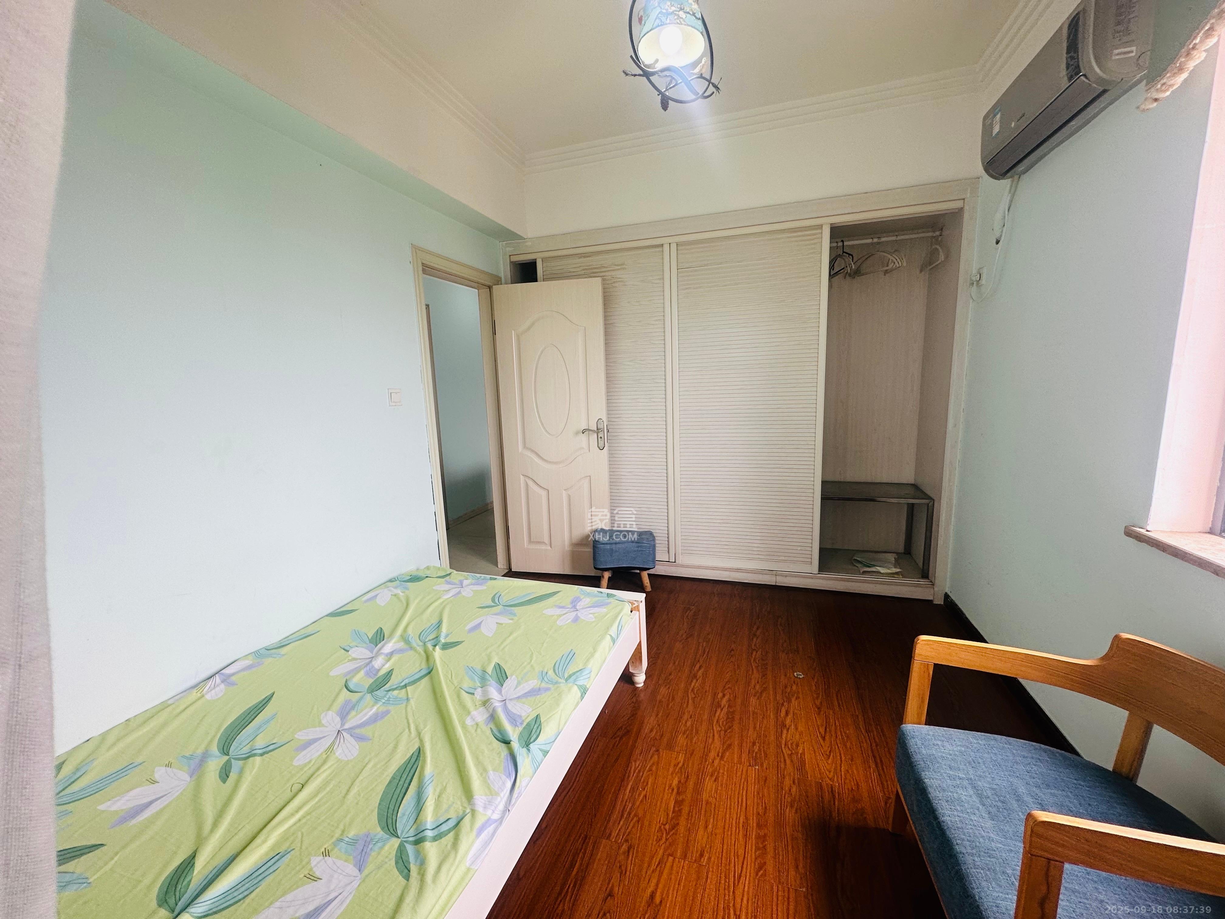 西子一间  2室2厅1卫    2300.0元/月 西子一间  2室2厅1卫    2300.0元/月室内图