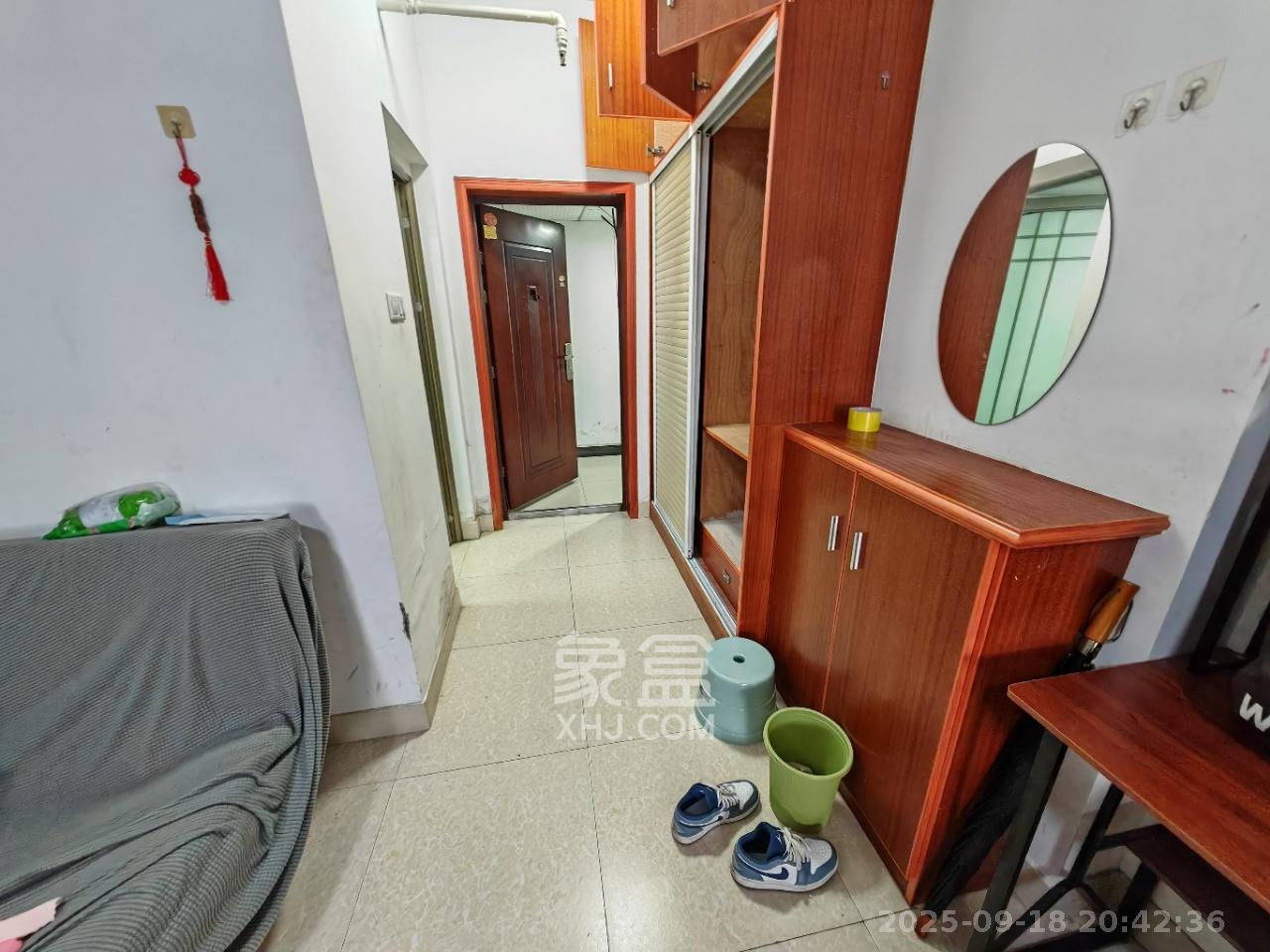 汇达国际公馆(汇达大厦) 1室1厅1卫 1400.0元/月 汇达国际公馆(汇达大厦) 1室1厅1卫 1400.0元/月室内图