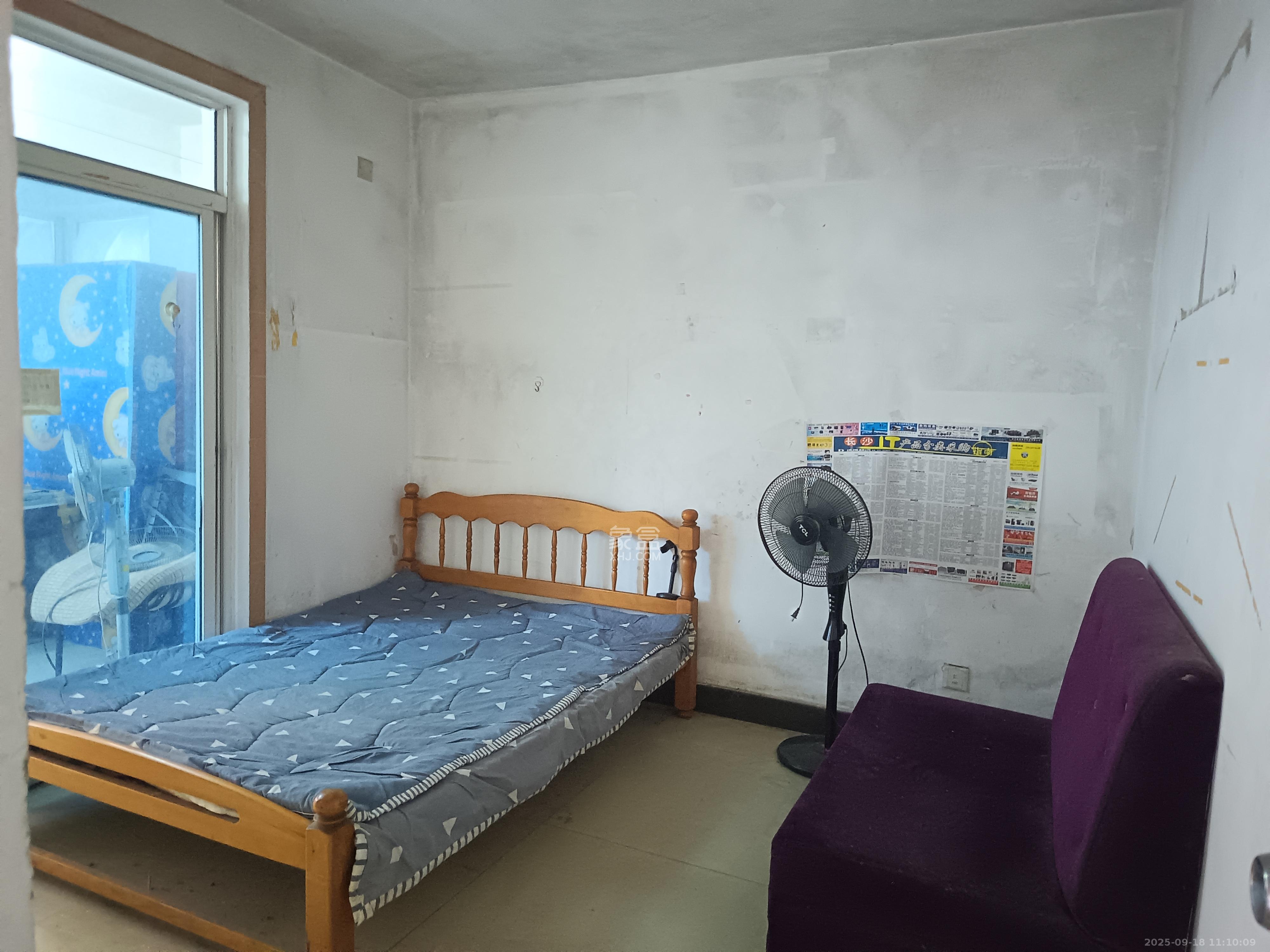 华海3C(天心电子世界) 3室1厅1卫 2000.0元/月 华海3C(天心电子世界) 3室1厅1卫 2000.0元/月室内图