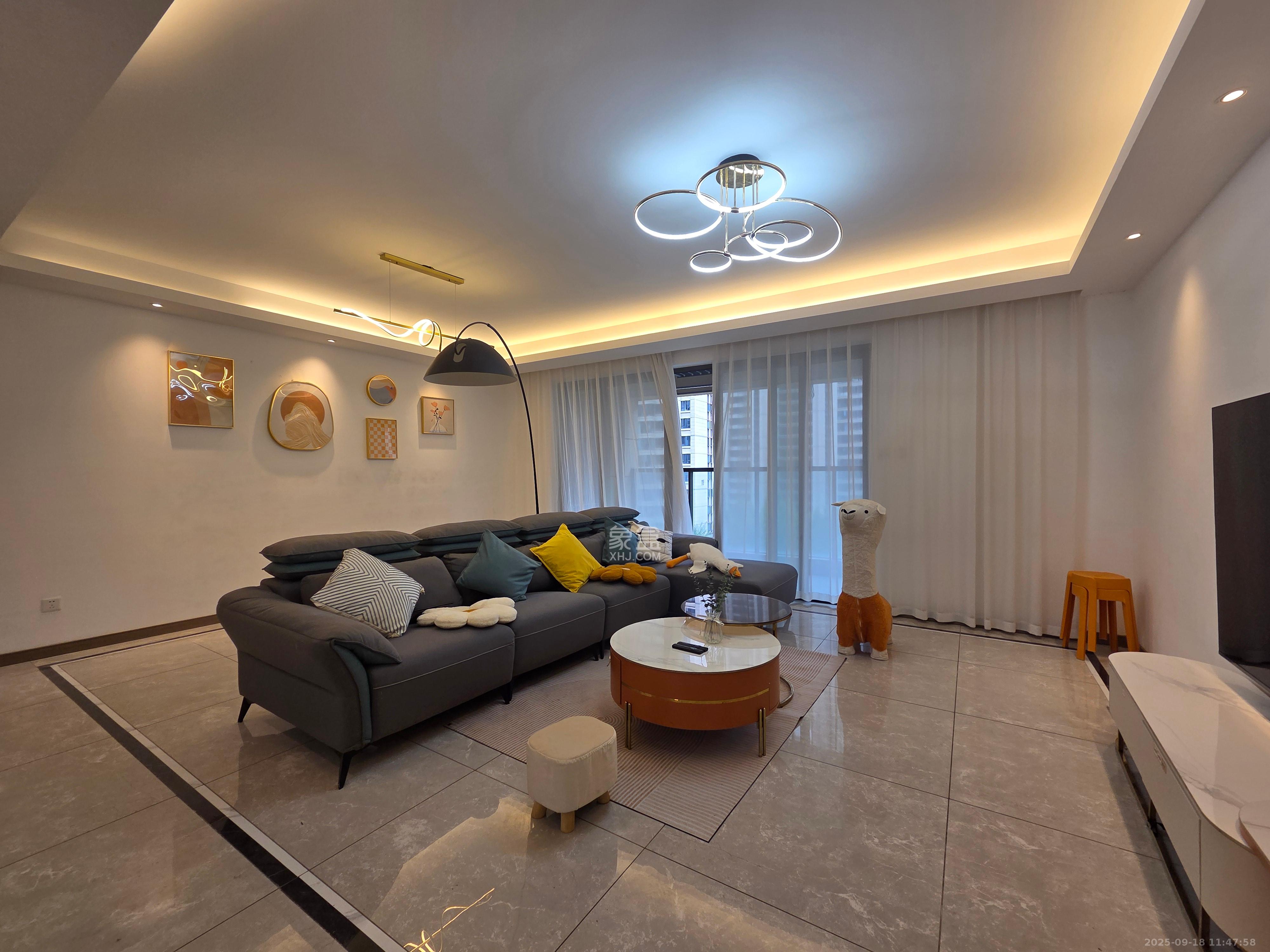 龙湖铂金中心(龙湖春江郦城) 1室0厅0卫 4500.0元/月 龙湖铂金中心(龙湖春江郦城) 1室0厅0卫 4500.0元/月室内图