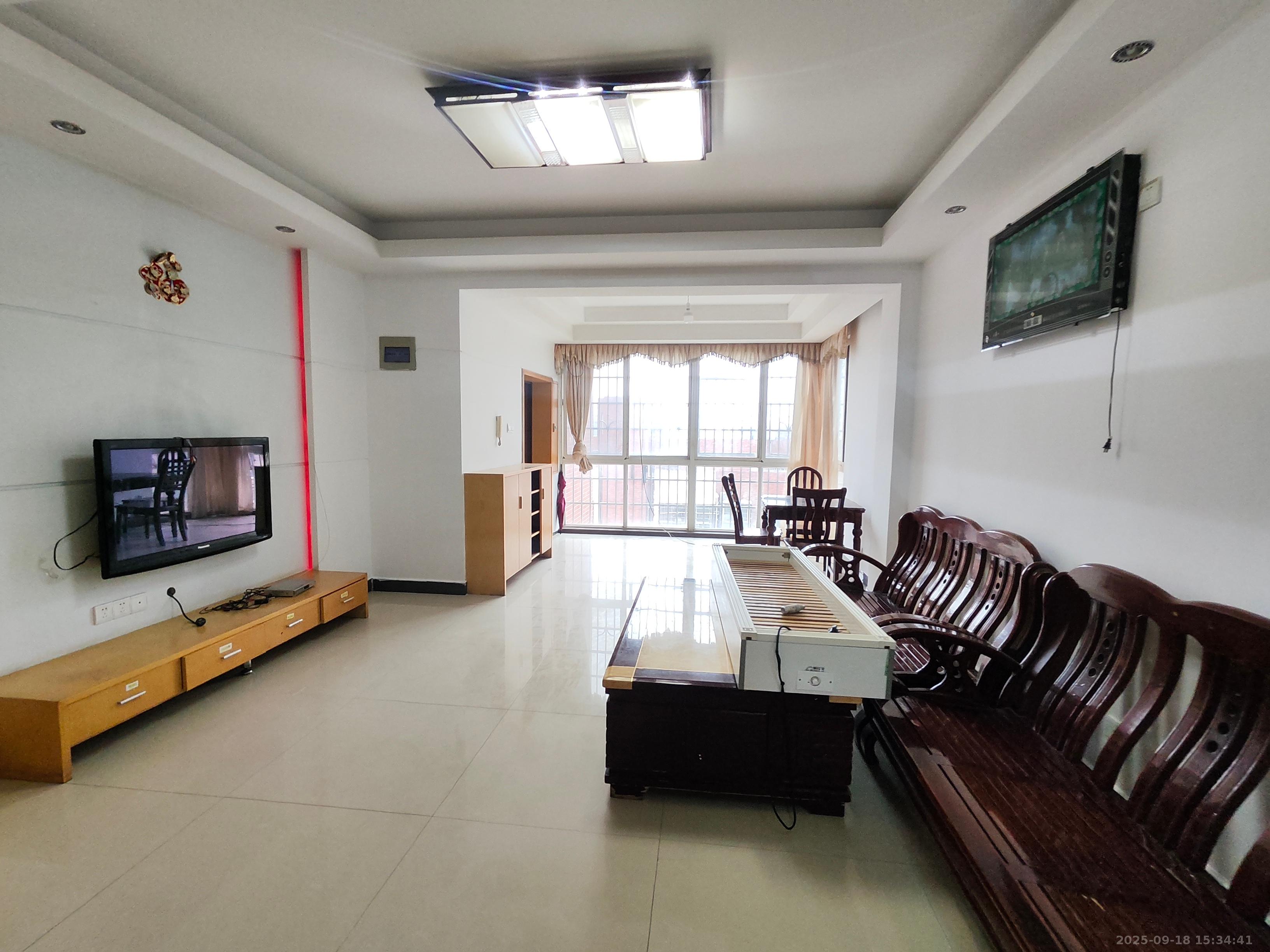 望麓锦园 3室2厅2卫 2400.0元/月 望麓锦园 3室2厅2卫 2400.0元/月室内图