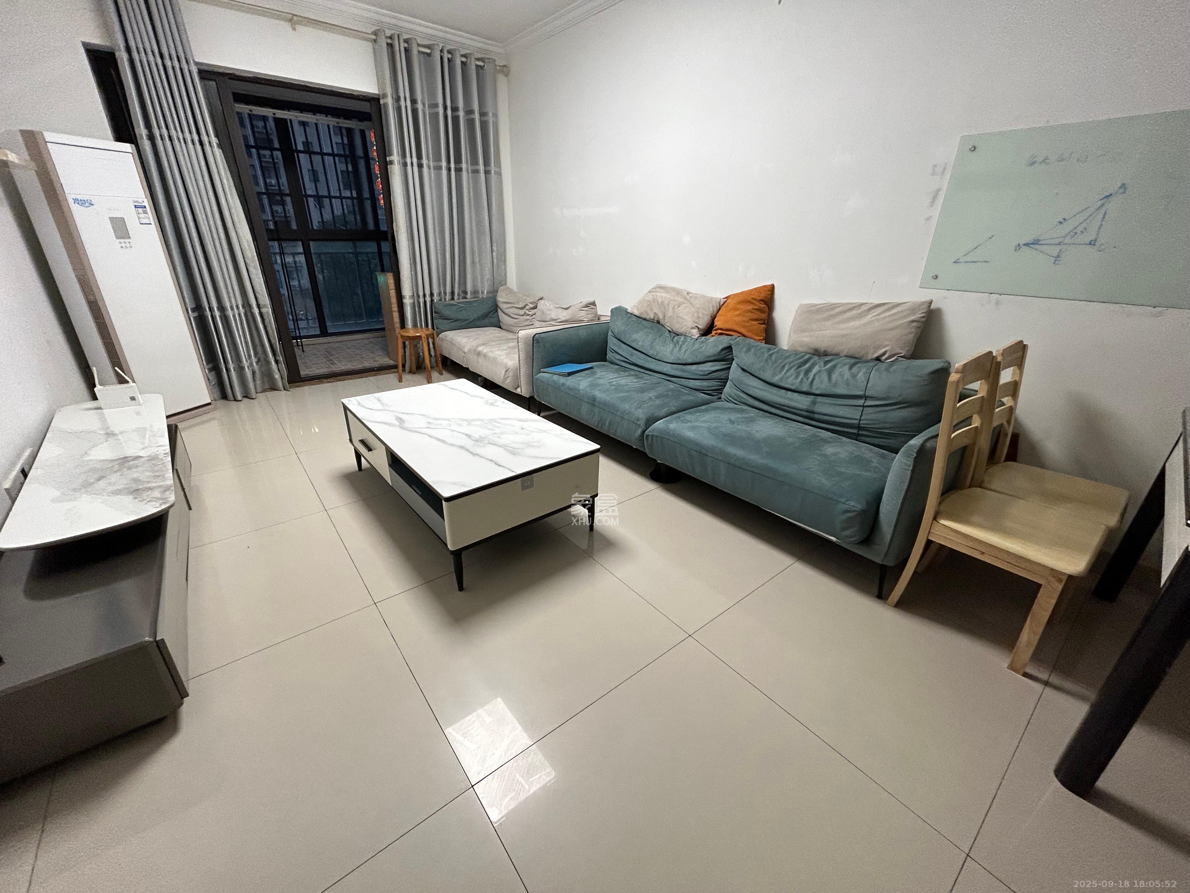 钰龙天下二期（钰龙佳园）  3室2厅2卫    2700.0元/月