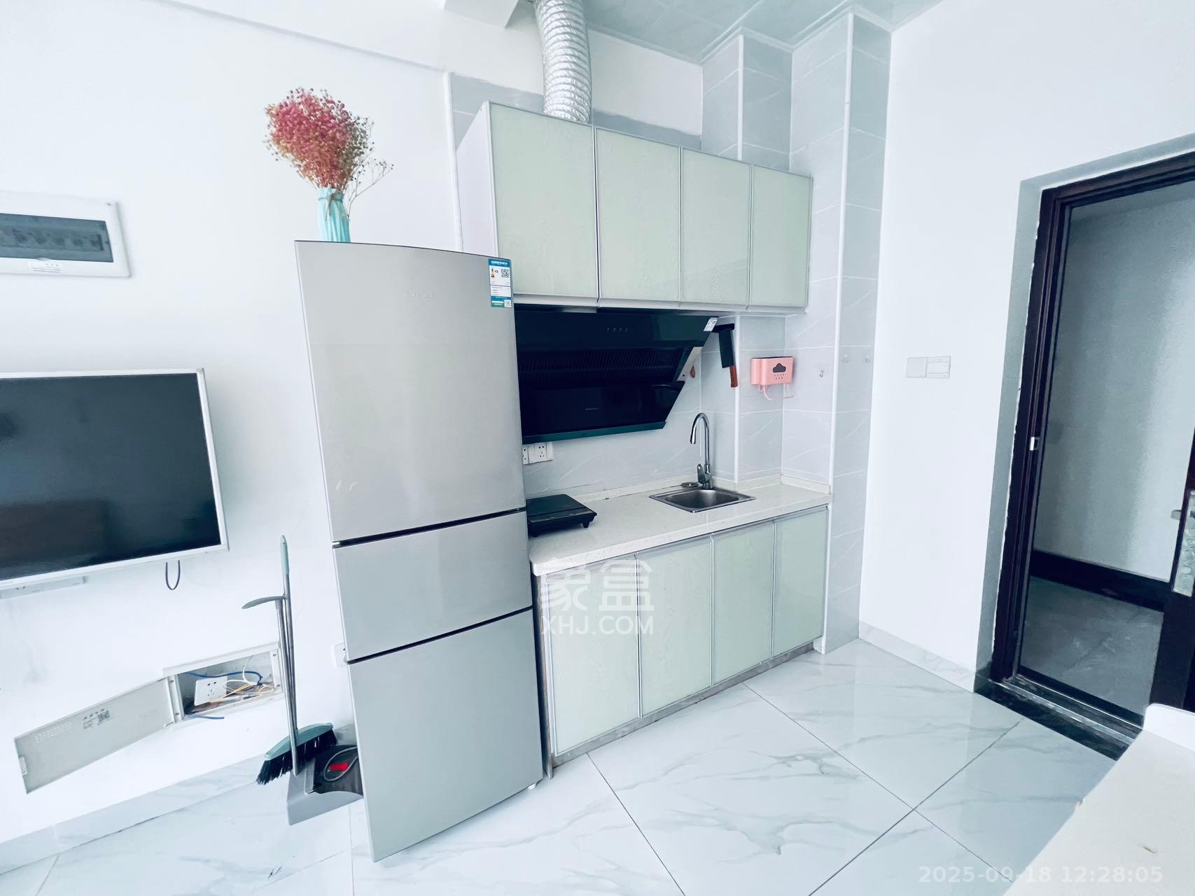 裕天国际商汇中心  1室1厅1卫    1200.0元/月室内图