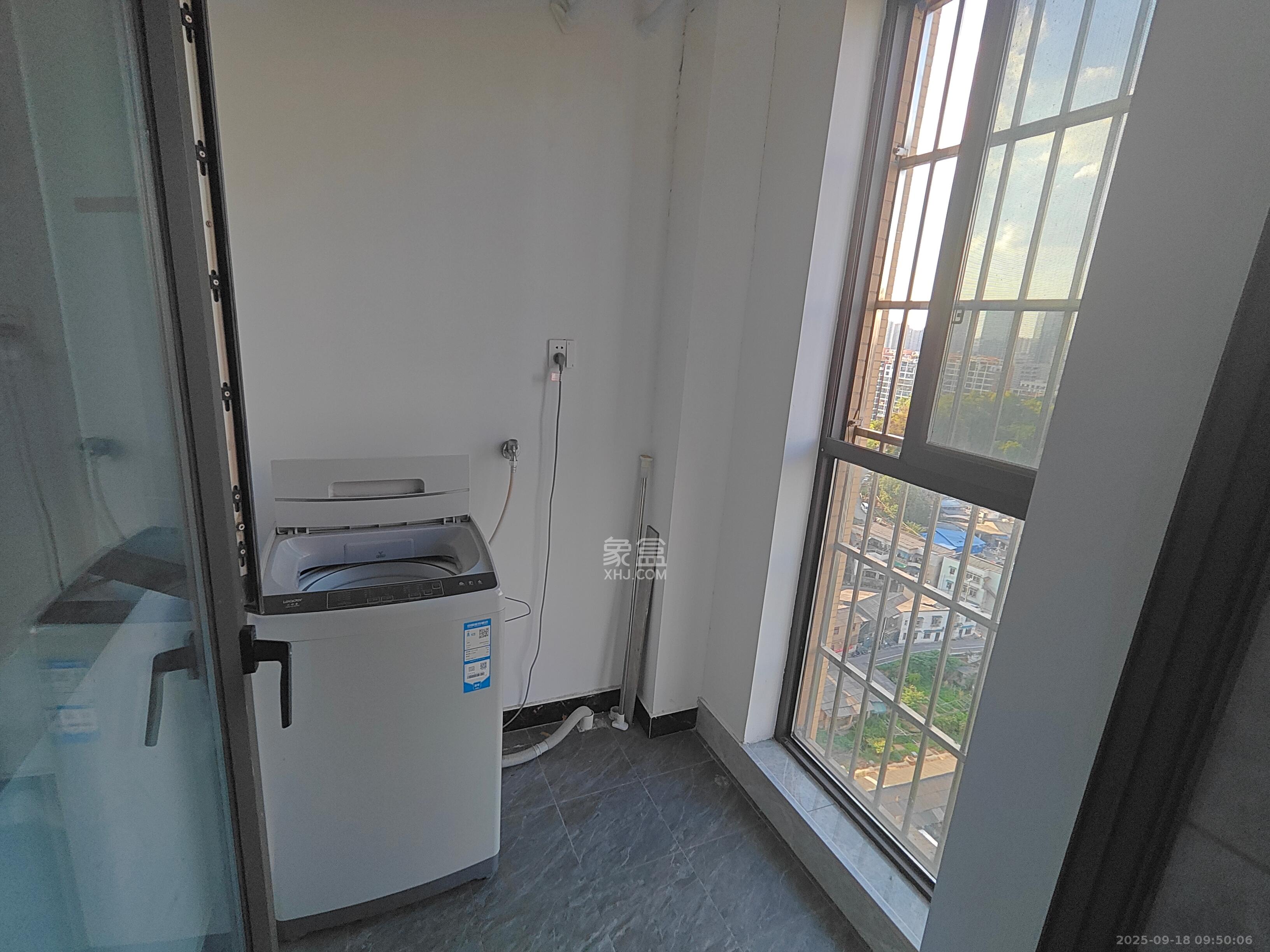 中一九骏(枫桥苑) 4室1厅2卫 4000.0元/月 中一九骏(枫桥苑) 4室1厅2卫 4000.0元/月室内图