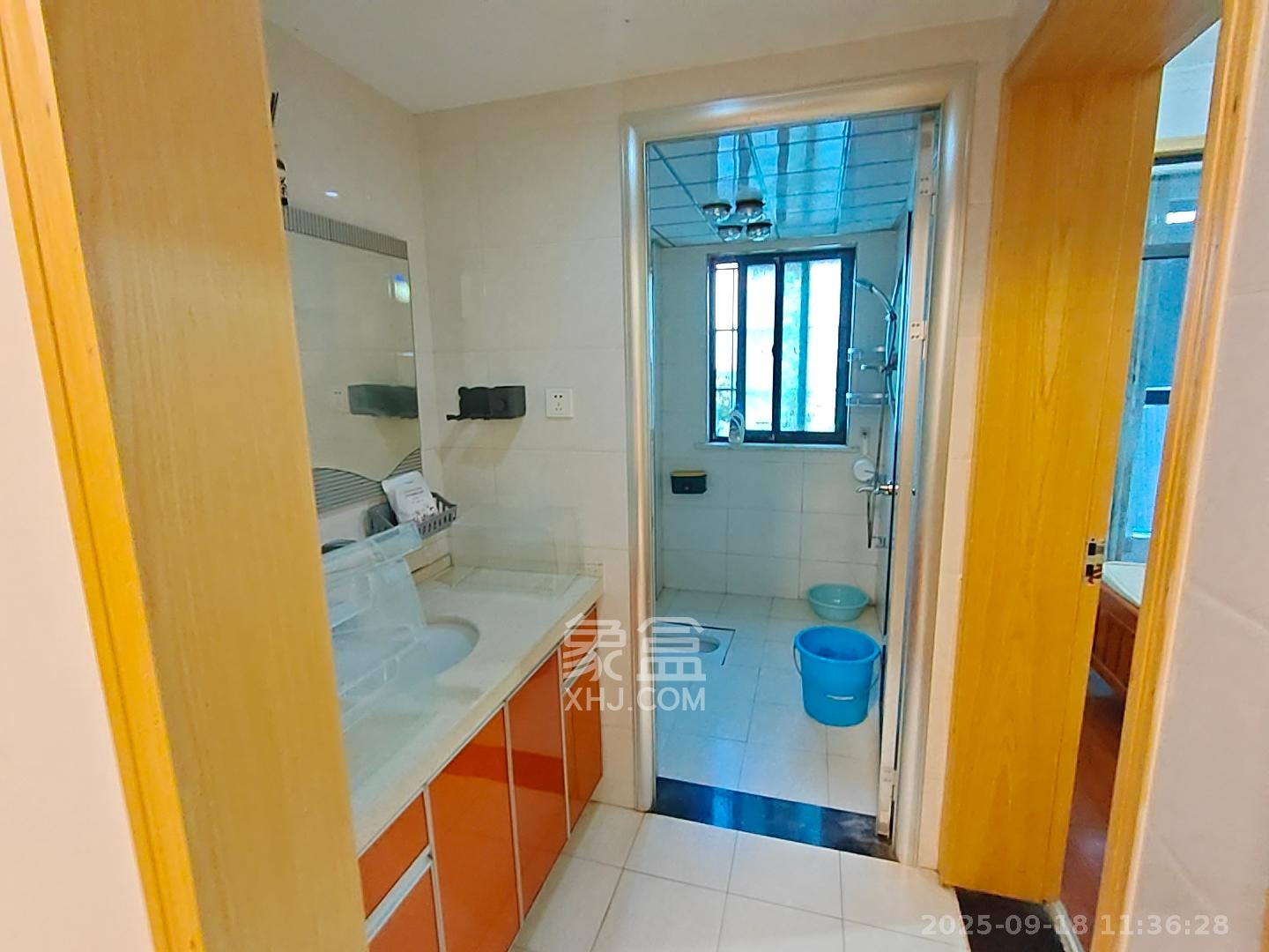 山水嘉园  3室2厅1卫    1600.0元/月室内图