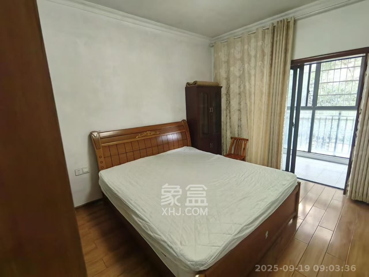 世纪桃花苑  2室1厅1卫    1500.0元/月室内图