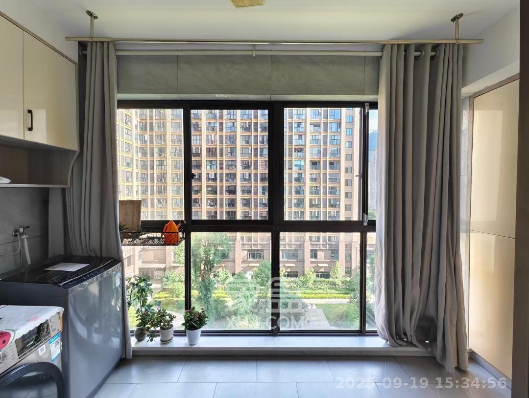 鑫远悦城（鑫远悦时代）  3室2厅1卫    3000.0元/月室内图