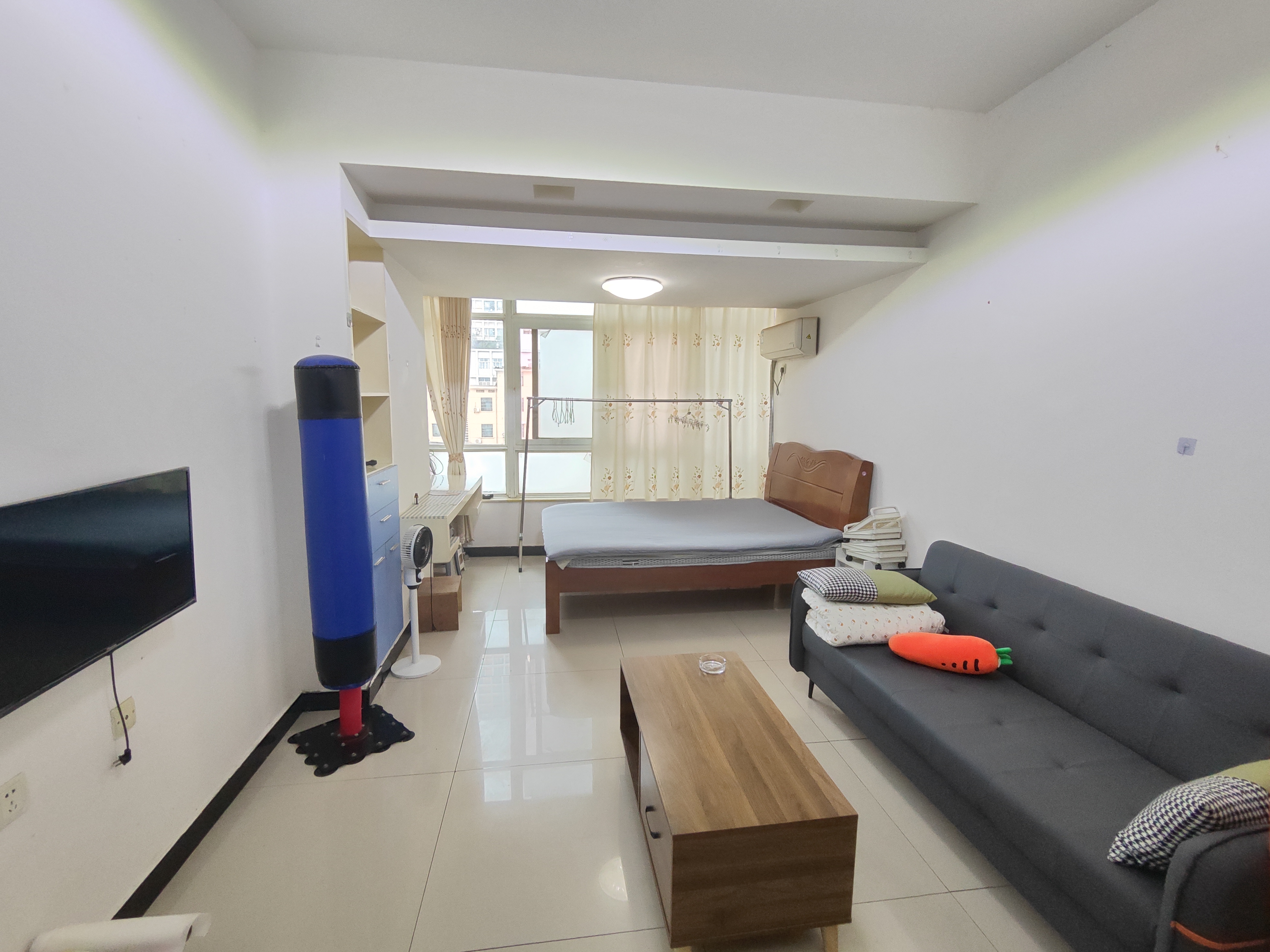 豪菲斯国际公寓(缤纷一季) 1室1厅1卫 1300.0元/月 豪菲斯国际公寓(缤纷一季) 1室1厅1卫 1300.0元/月户型图