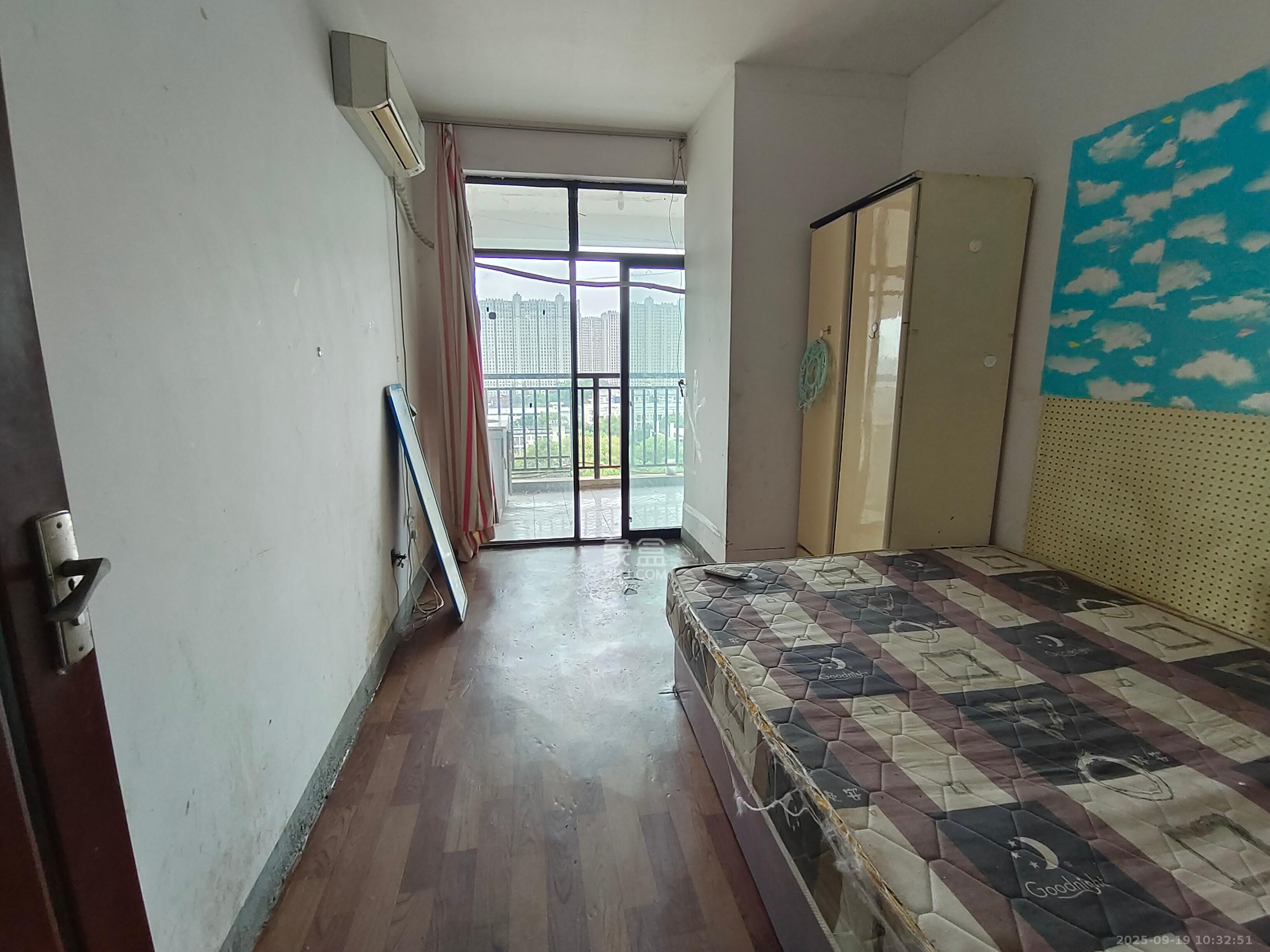 福邸雅苑 3室2厅1卫 1680.0元/月 福邸雅苑 3室2厅1卫 1680.0元/月室内图