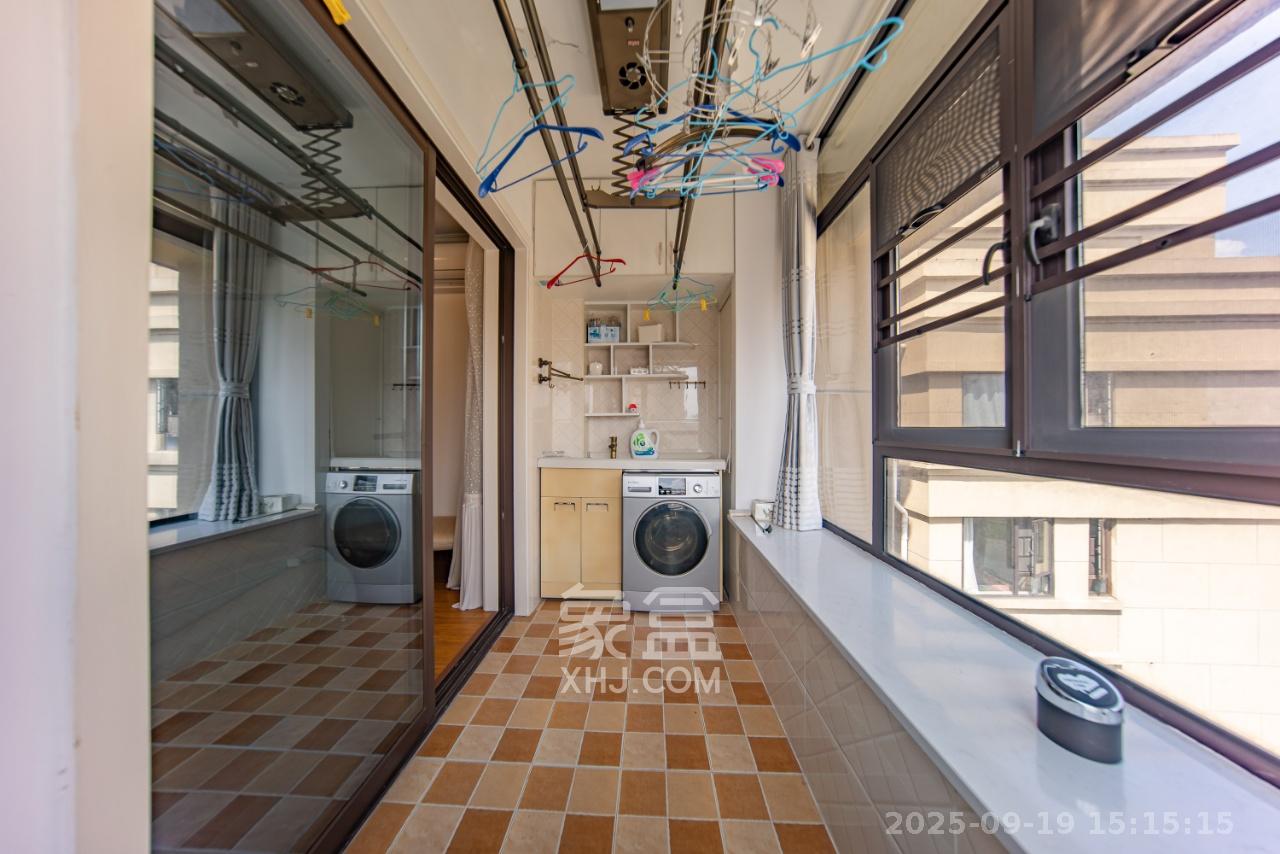 华润橡树湾 3室2厅2卫 2600.0元/月 华润橡树湾 3室2厅2卫 2600.0元/月室内图