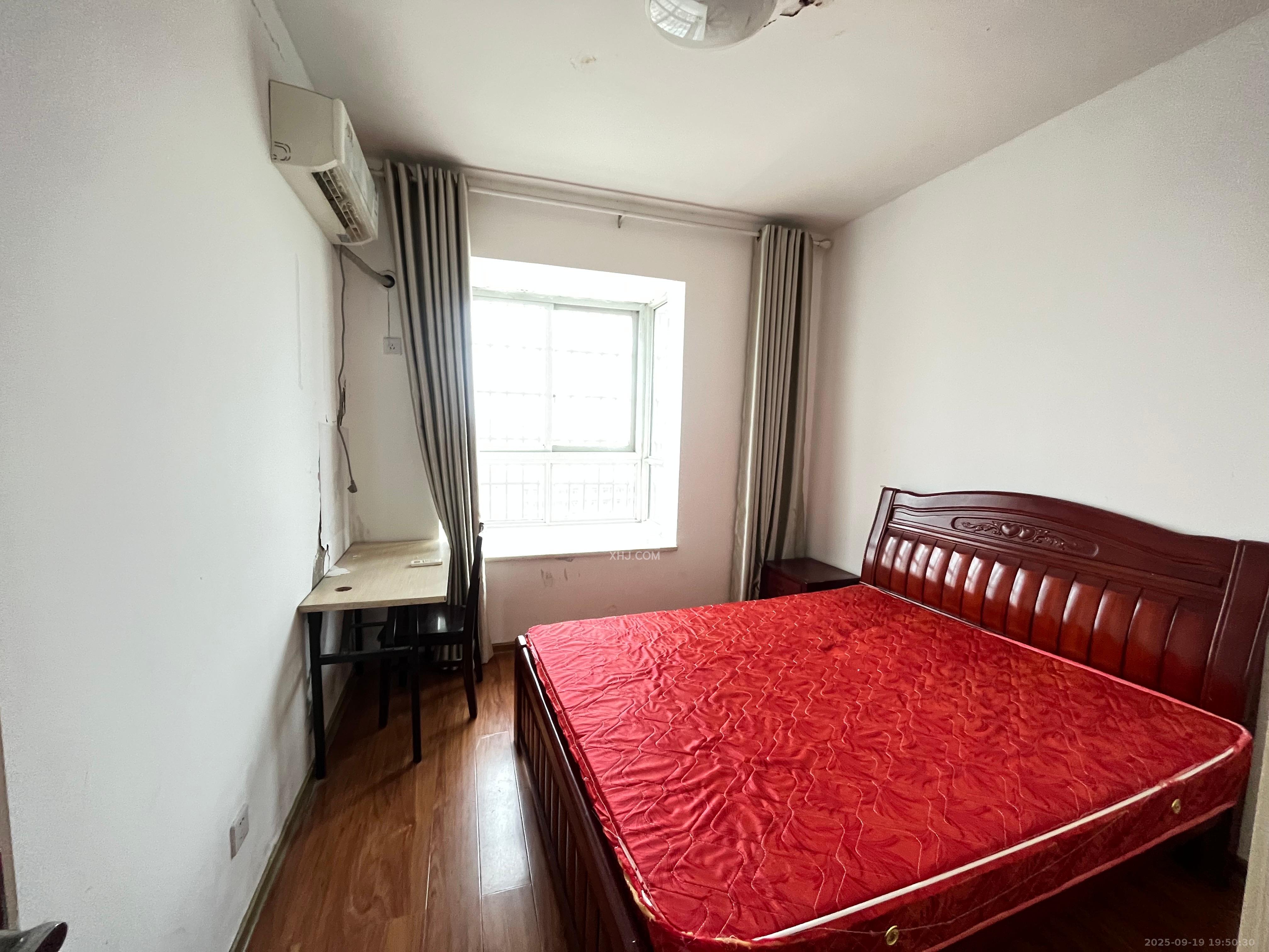 中悦领秀金都  3室2厅2卫    1600.0元/月室内图