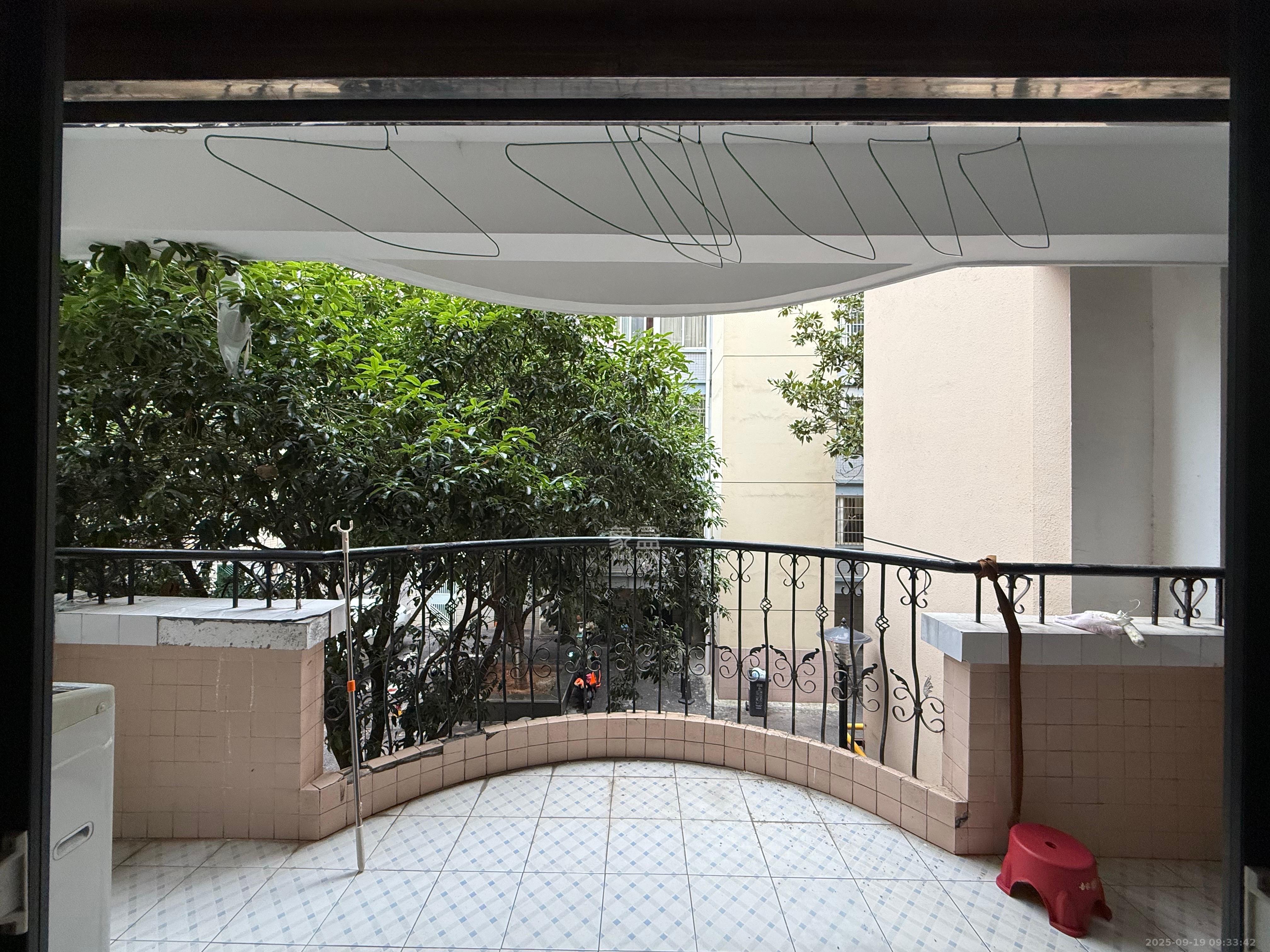 白沙家园（白沙欣苑）  3室2厅1卫    2800.0元/月室内图