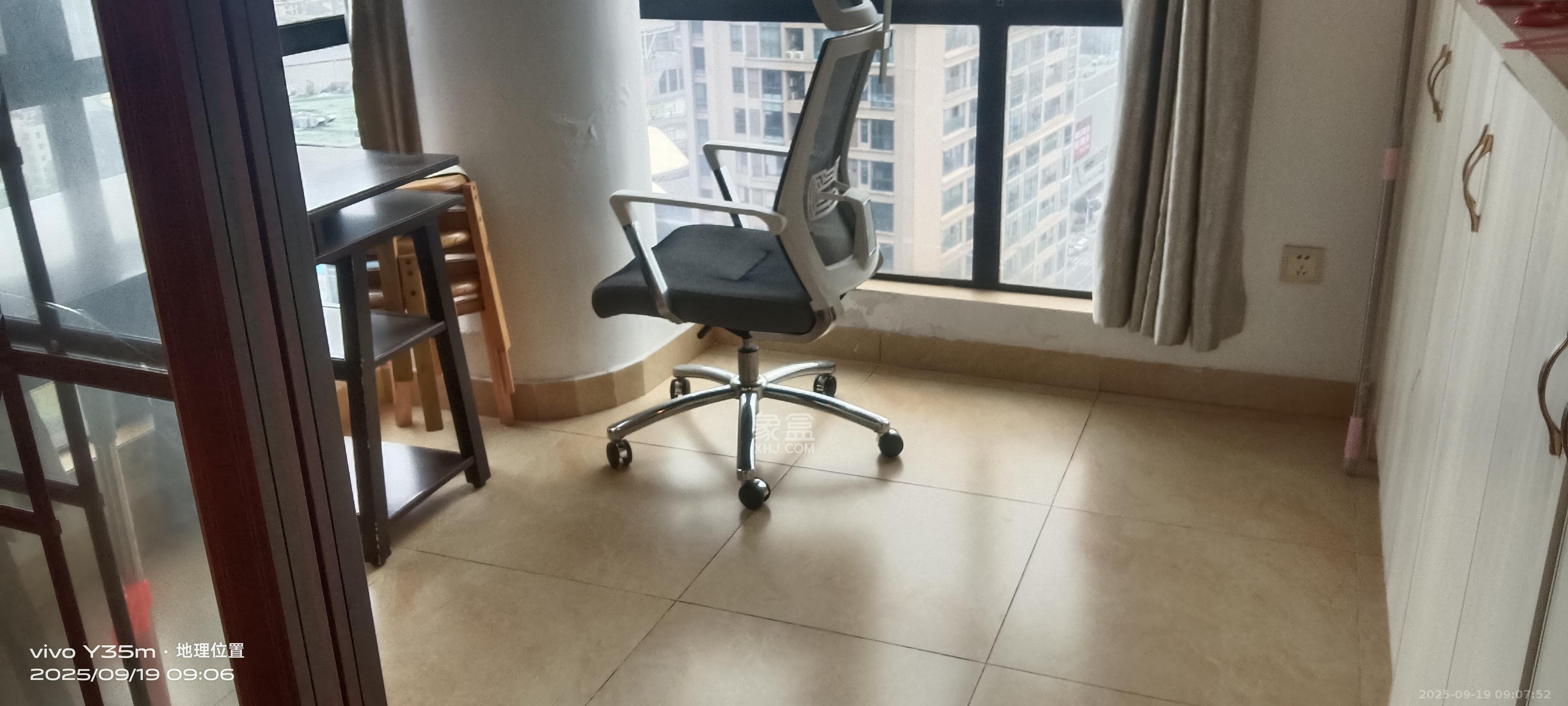 公园9号 2室2厅1卫 3800.0元/月 公园9号 2室2厅1卫 3800.0元/月室内图